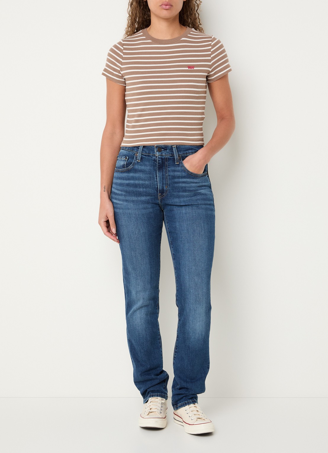 Levi's Cropped T-shirt met streepprint - voorkant 2 lichtbruin