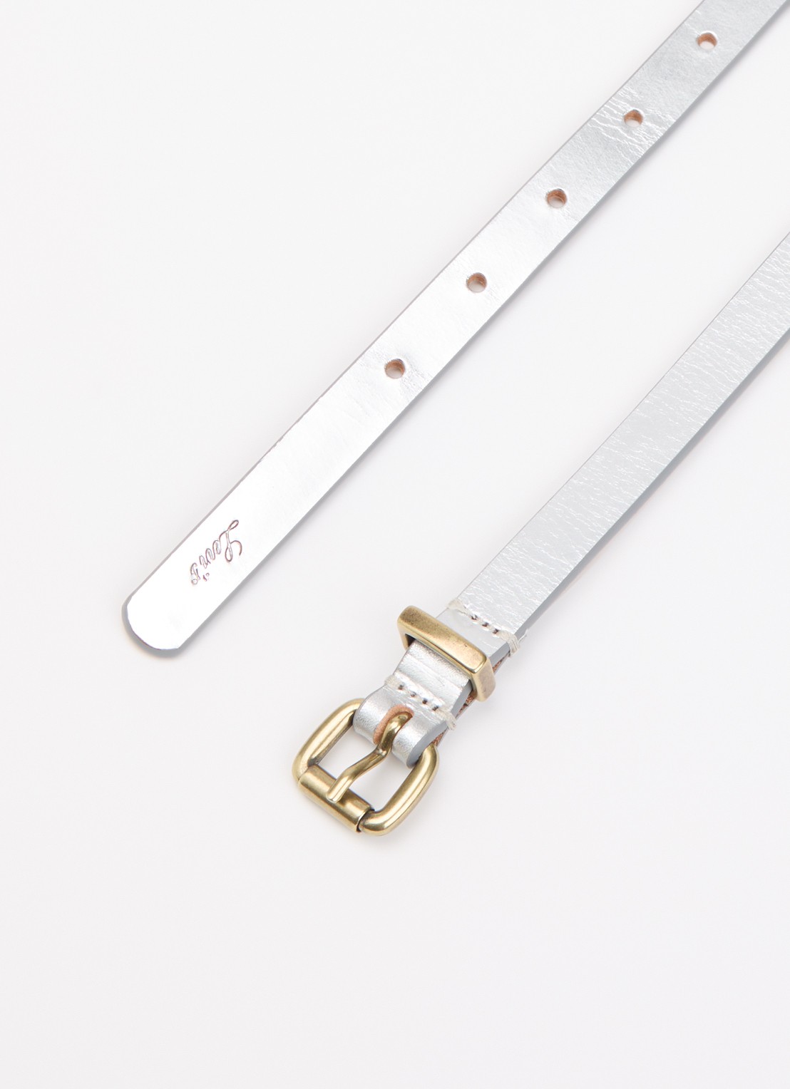 Levi's Dillon riem van leer met metallic finish - detail zilver