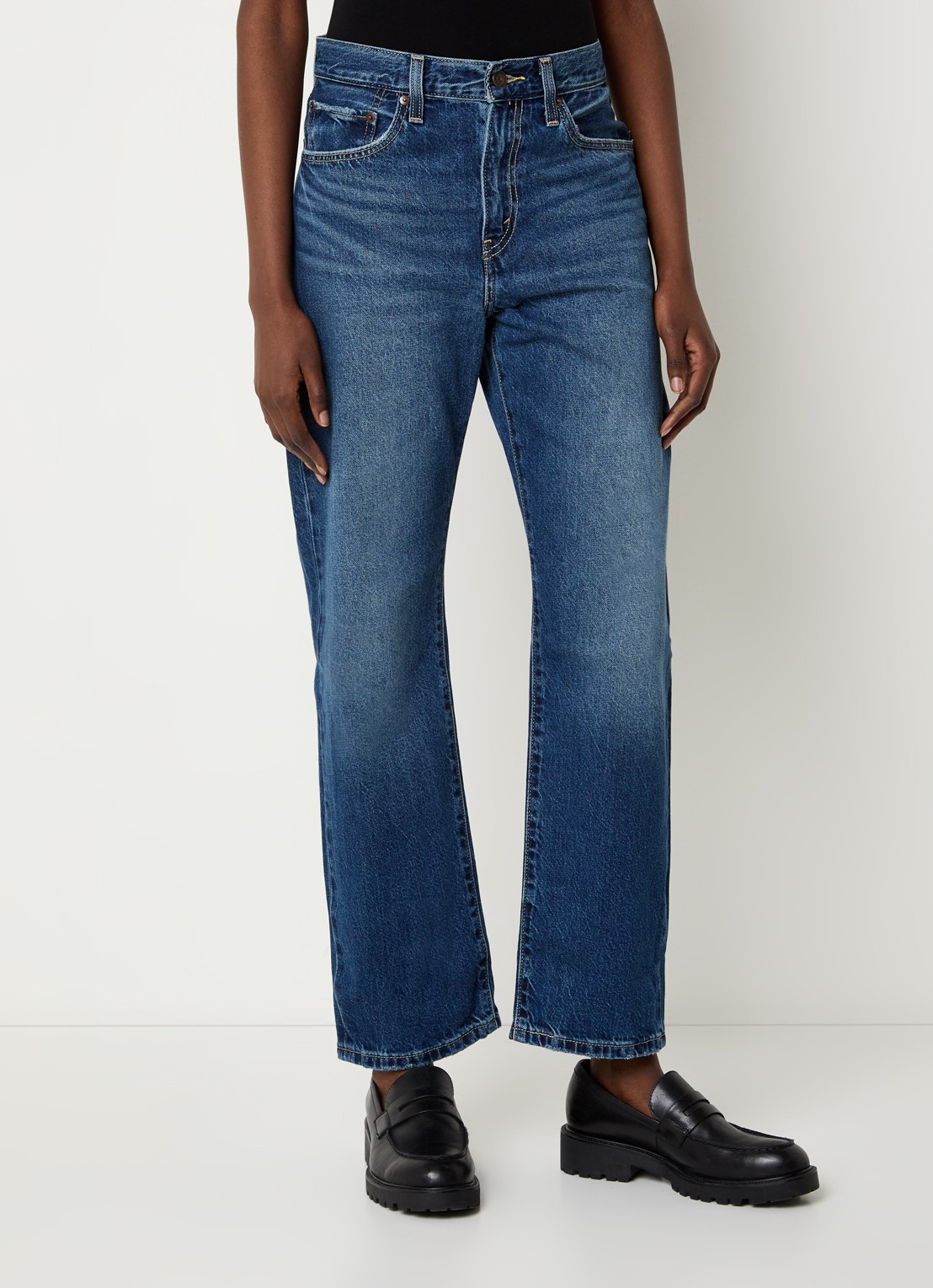 Levi's Easy Dad high waist straight leg jeans met medium wassing - detail 4 indigo