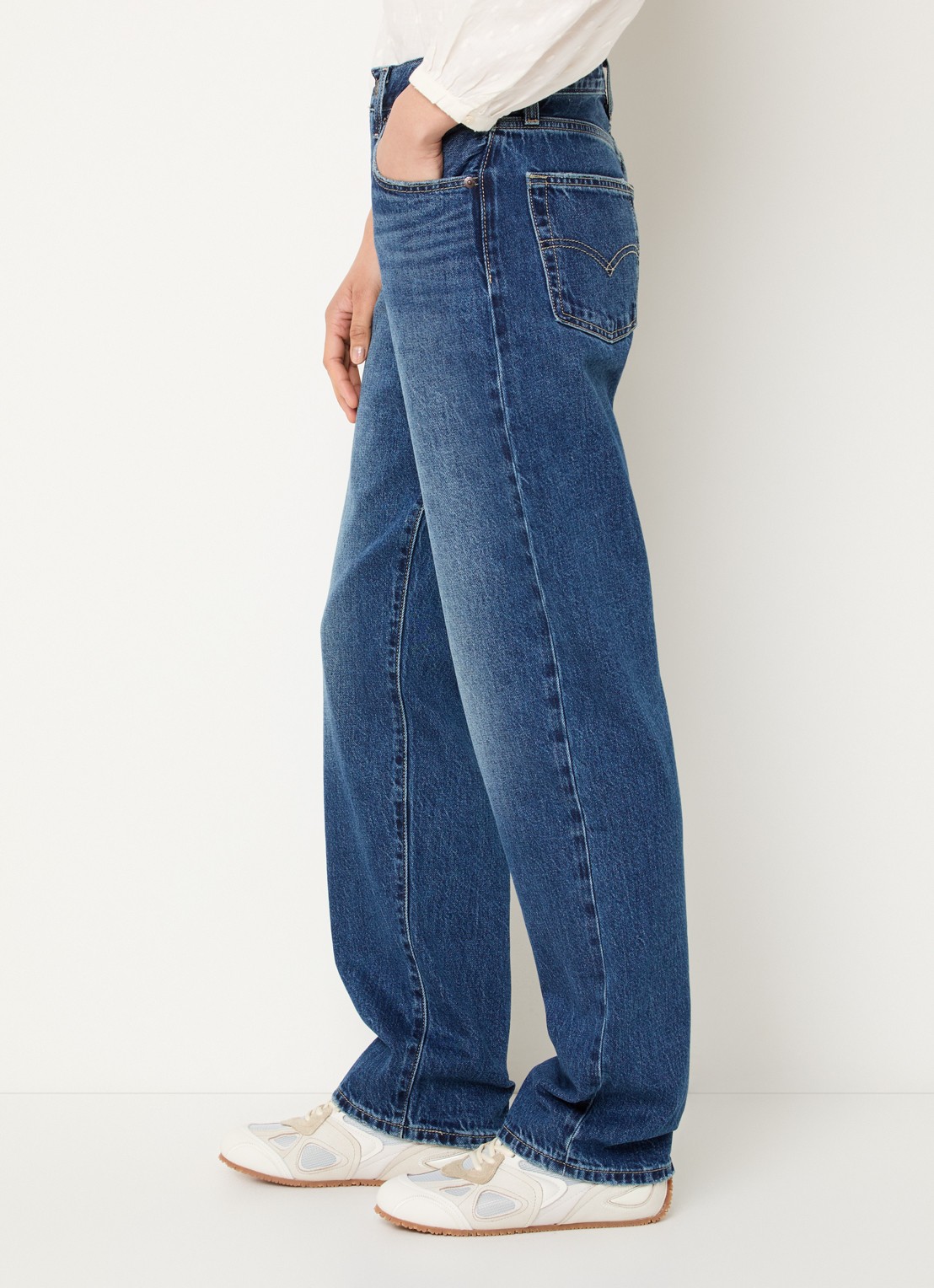 Levi's Easy Dad high waist straight leg jeans met medium wassing - detail 7 indigo