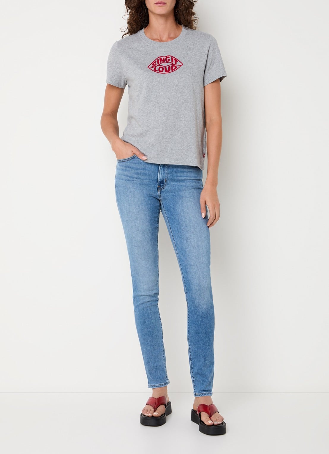 Levi's Favorite T-shirt met flockprint - voorkant 3 grijsmele