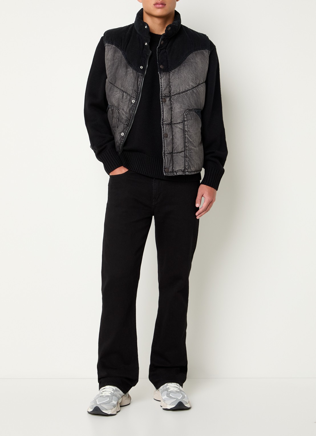 Levi's Gewatteerde bodywarmer met donsvulling - voorkant 3 zwart
