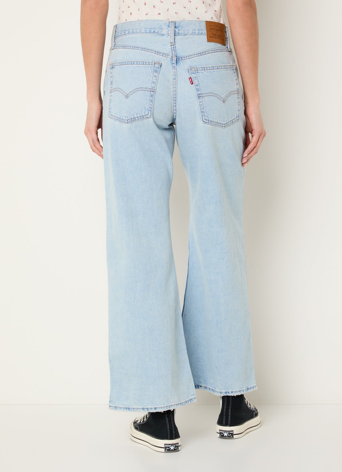 Levi's High waist flared fit jeans met destroyed afwerking - achterkant indigo