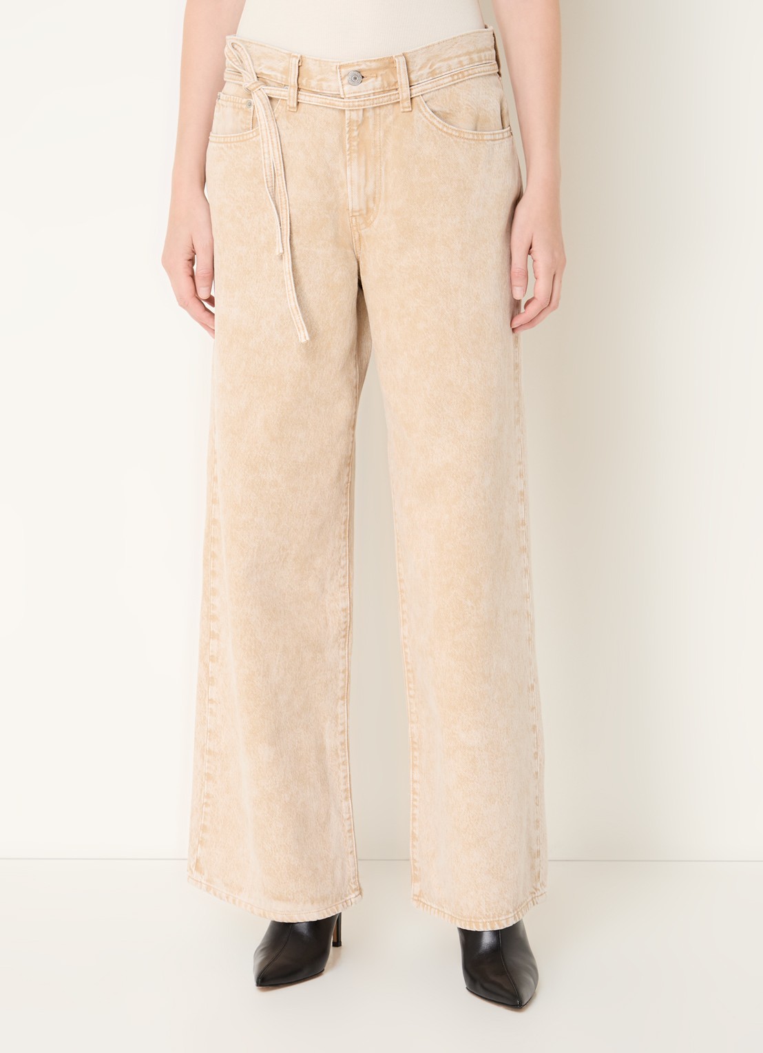 Levi's High waist flared jeans met gekleurde wassing en strikceintuur - detail 2 geelgoud