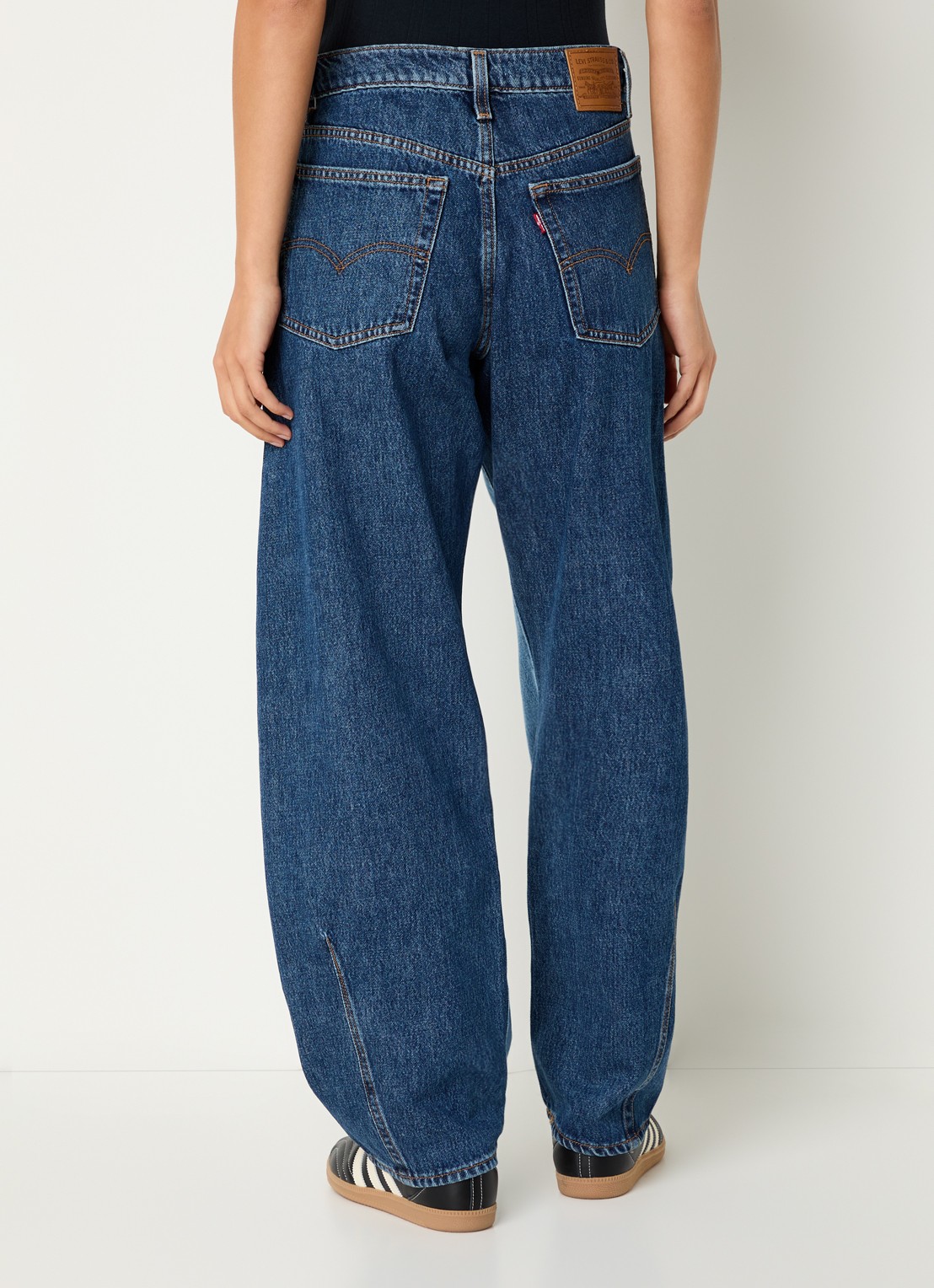 Levi's High waist loose fit jeans met steekzakken - achterkant 4 indigo