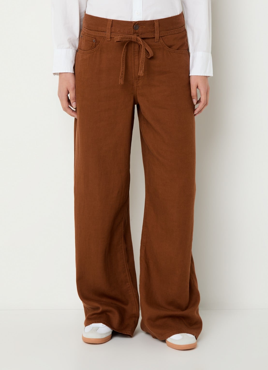 Levi's High waist straight leg jeans in linnenblend - detail 4 bruin