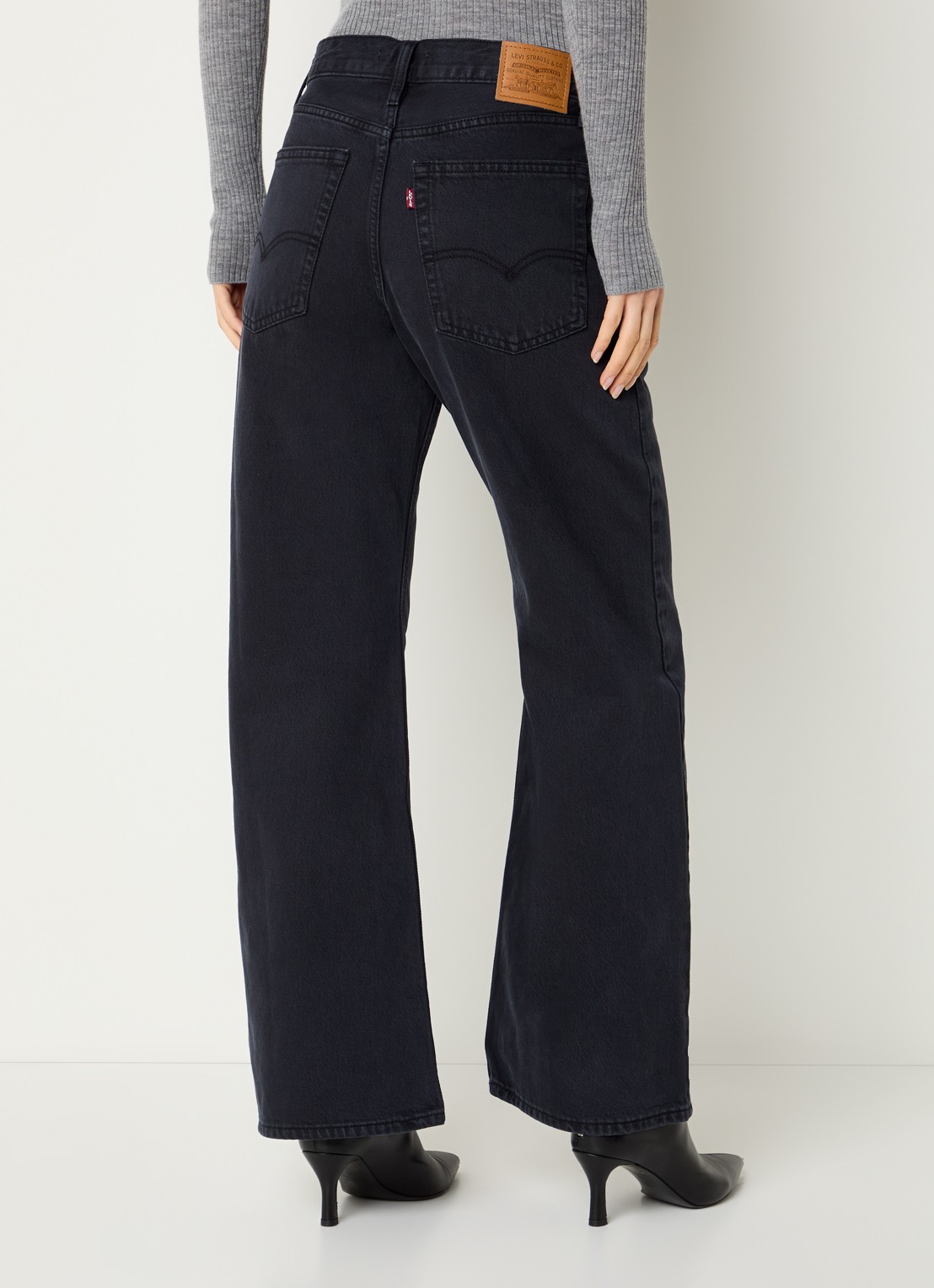 Levi's High waist straight leg jeans met gekleurde wassing - achterkant 5 zwart