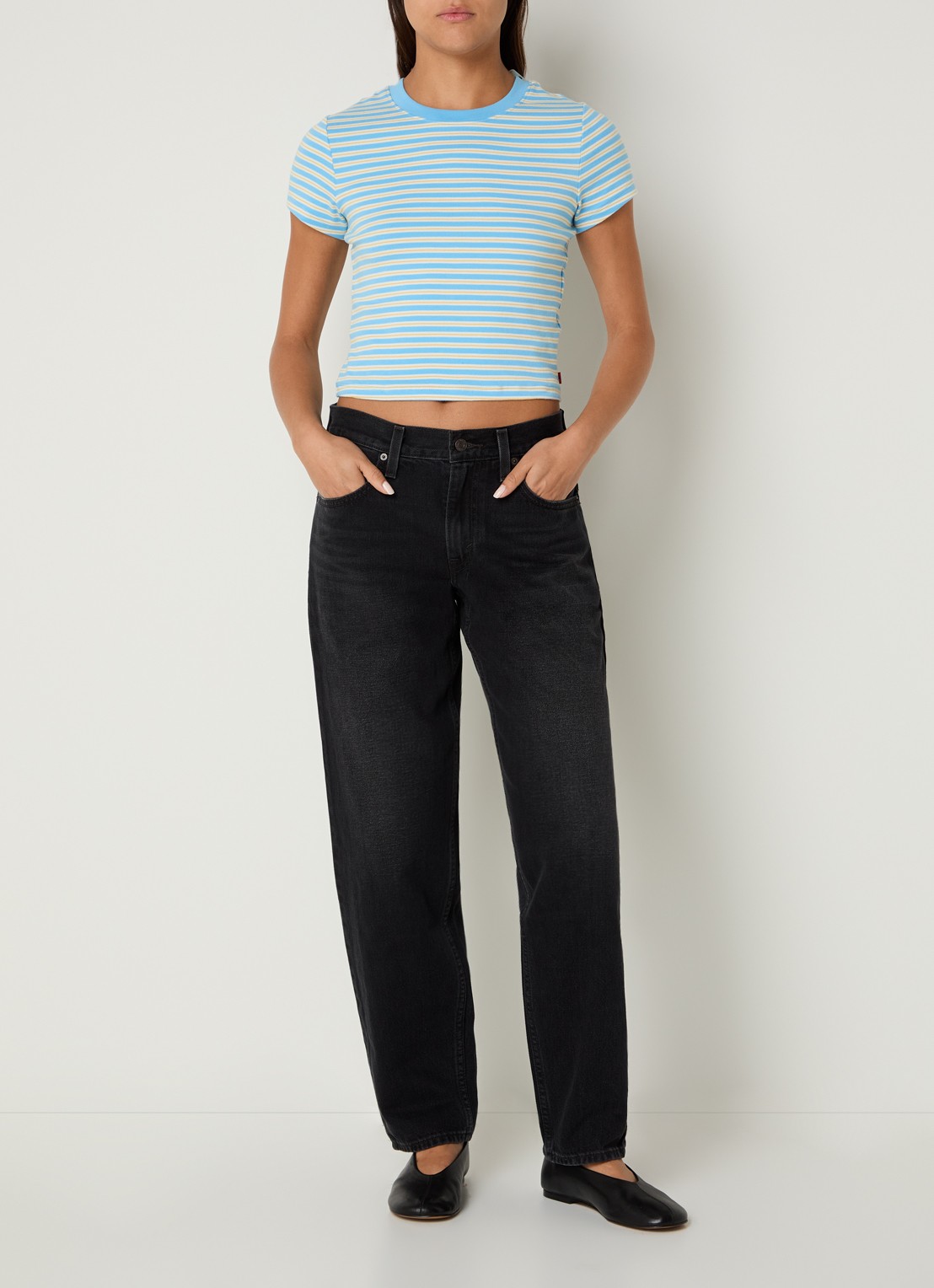 Levi's High waist straight leg jeans met gekleurde wassing - voorkant 5 zwart
