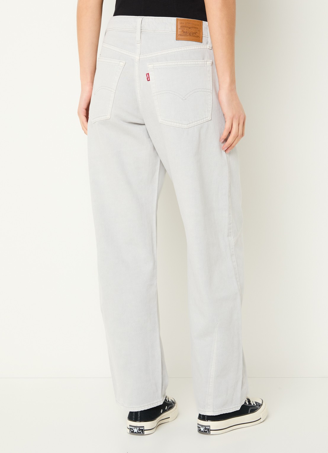 Levi's High waist wide fit jeans met gekleurde wassing - achterkant lichtgrijs