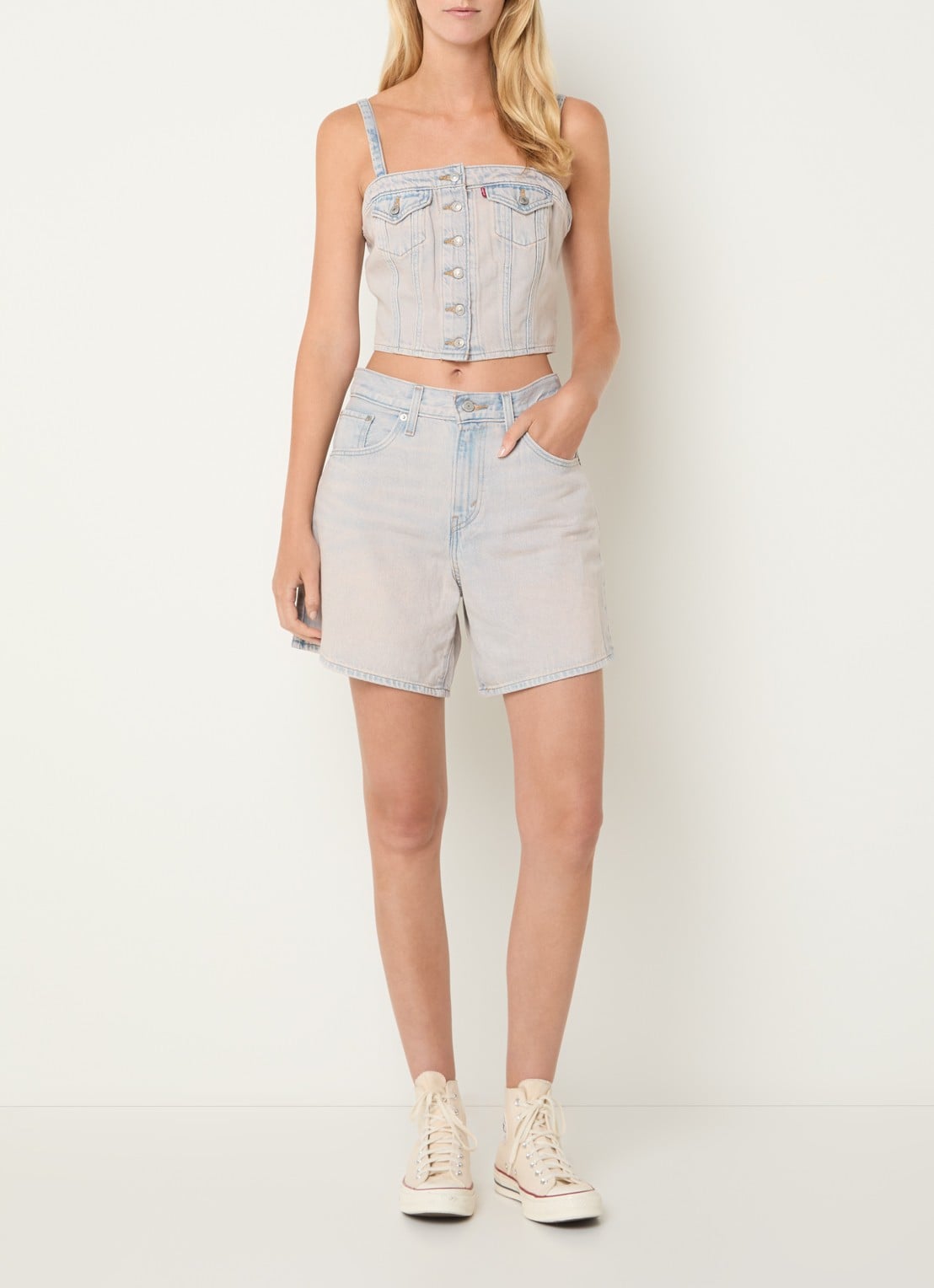 Levi's High waist wide fit korte broek met steekzakken - voorkant 4 indigo
