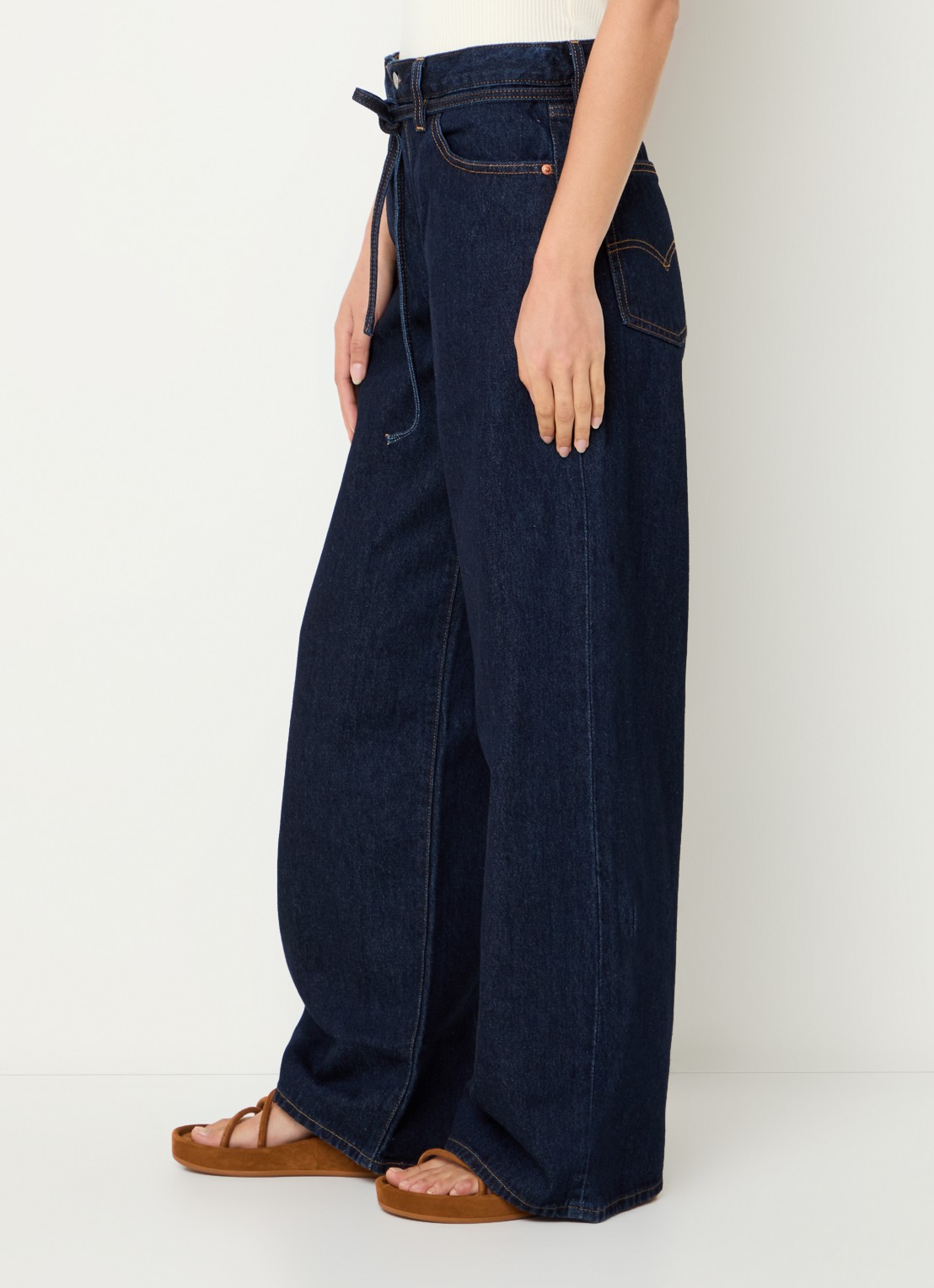 Levi's High waist wide leg jeans met donkere wassing en steekzakken - detail 5 indigo