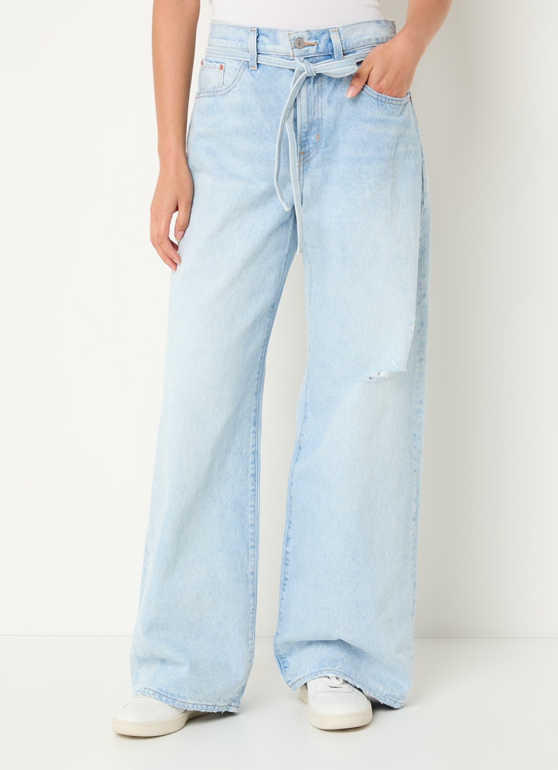 Levi's High waist wide leg jeans met lichte wassing en strikceintuur - detail 4 indigo