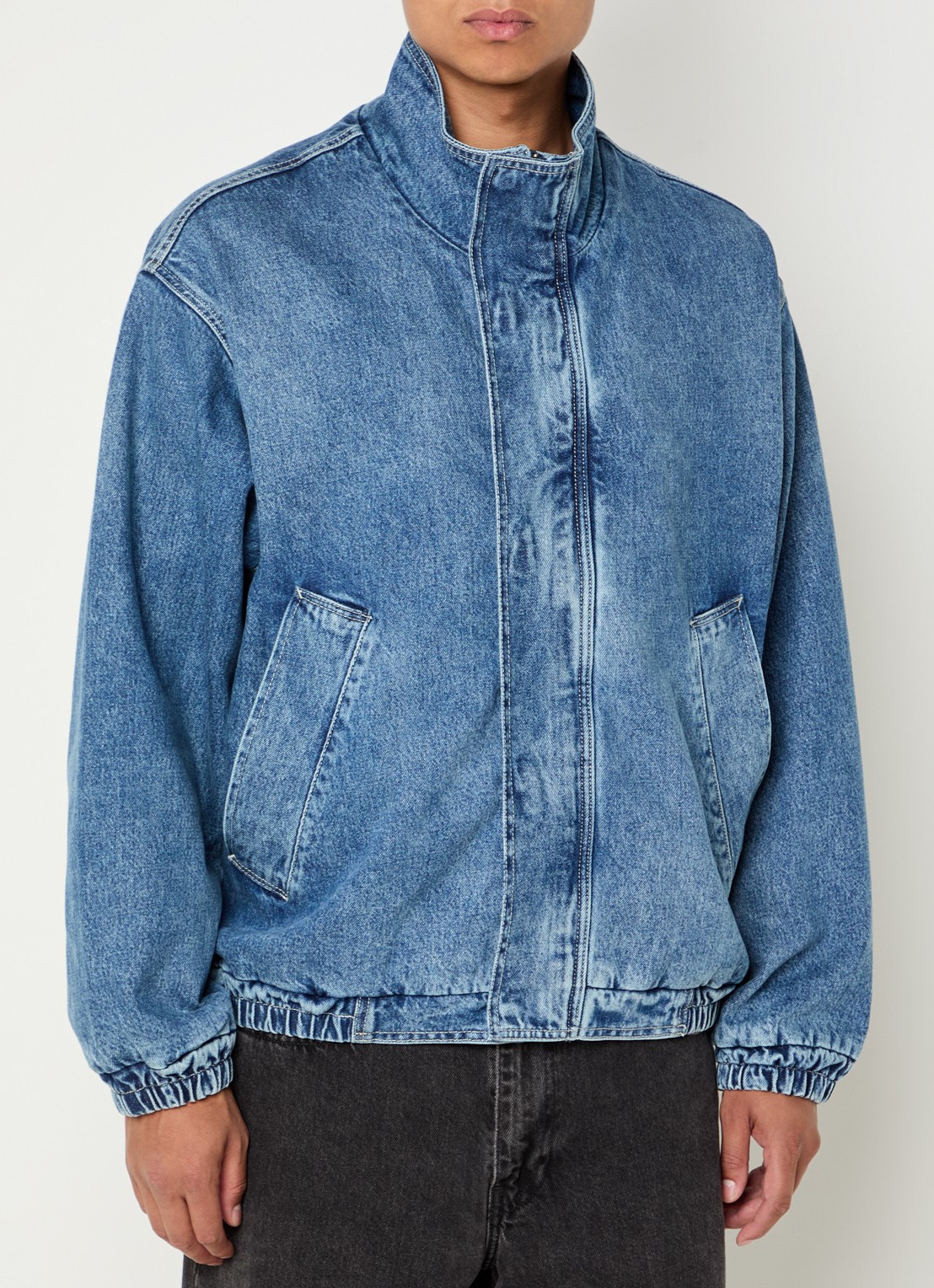 Levi's Highland spijkerjas met opstaande kraag en steekzakken - detail 4 staalblauw