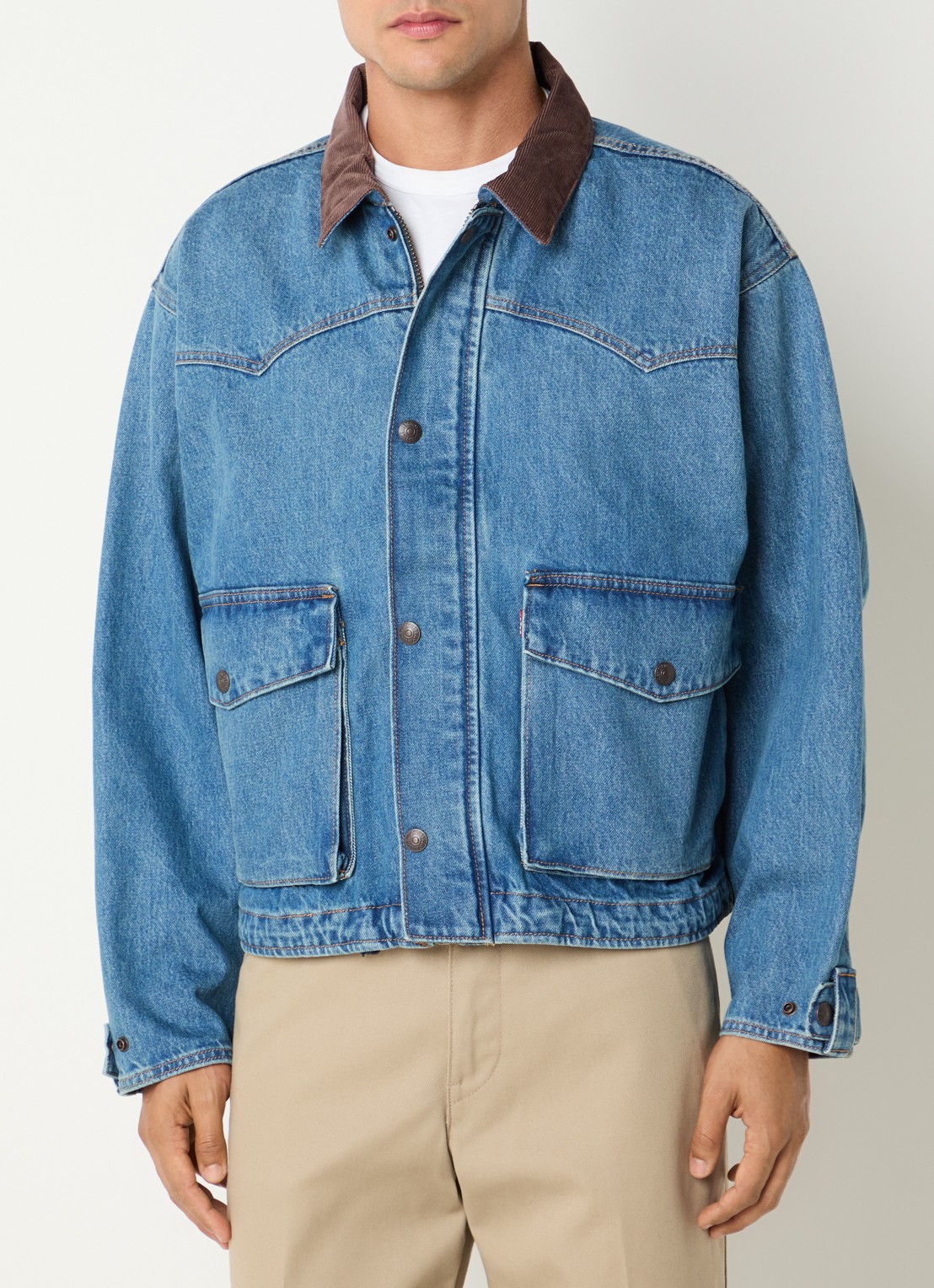Levi's Hilltop barn jack van denim met opgestikte zakken - detail indigo