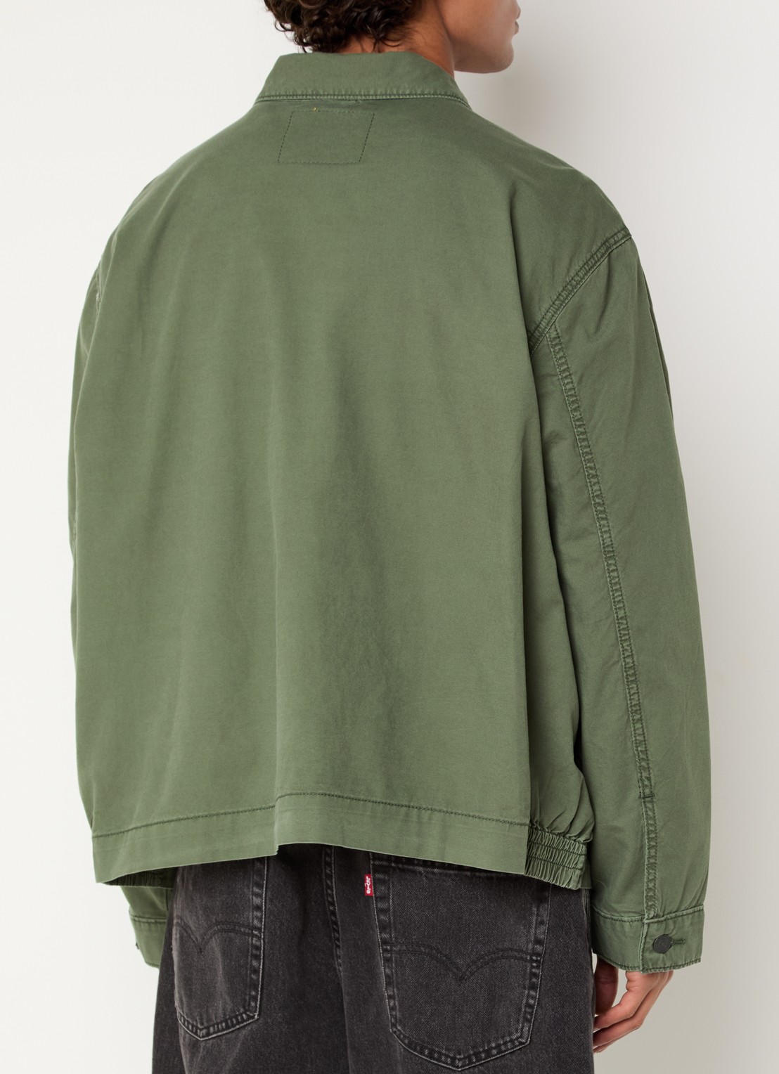 Levi's Jack met steekzakken - achterkant 4 legergroen