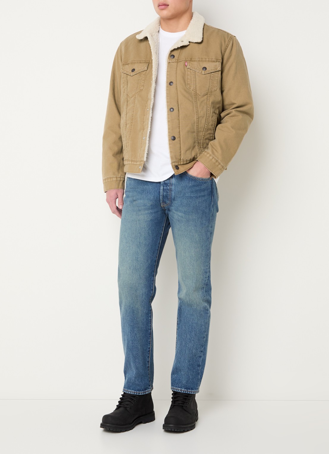 Levi's Jack met teddy voering en borstzakken - voorkant 2 camel