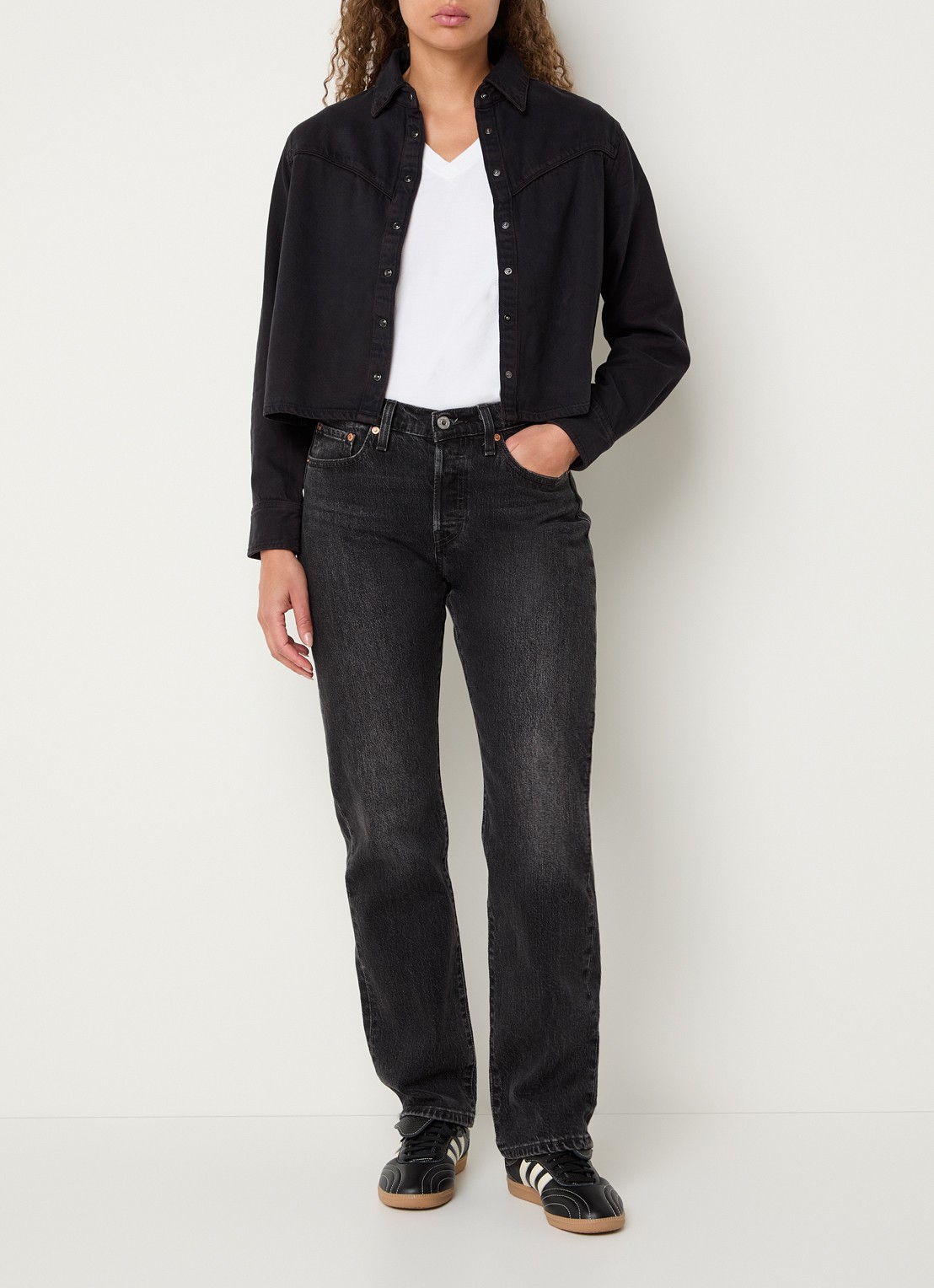 Levi's Logan cropped blouse van denim - voorkant 2 zwart