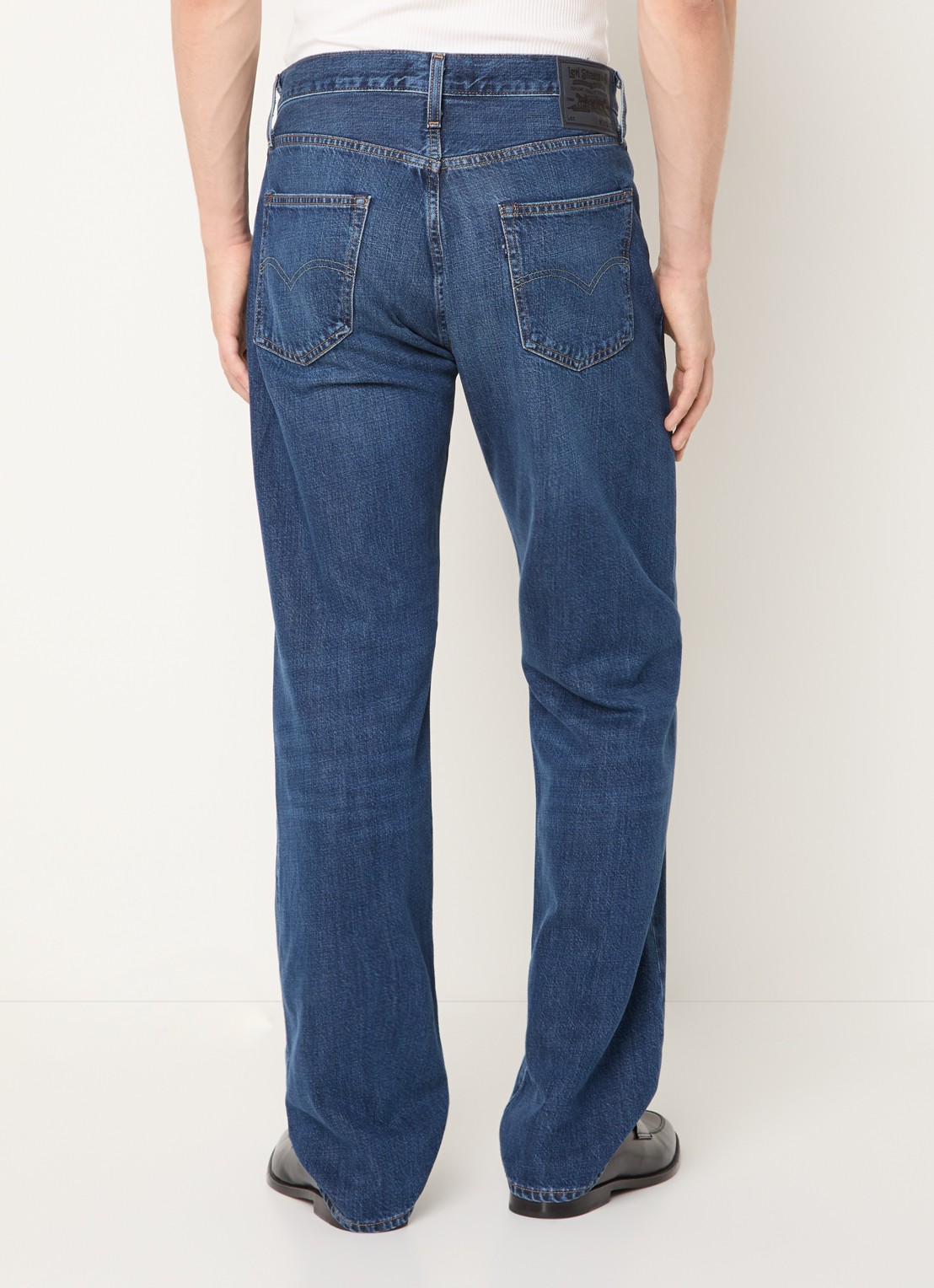 Levi's Loose fit jeans met medium wassing - achterkant 3 indigo