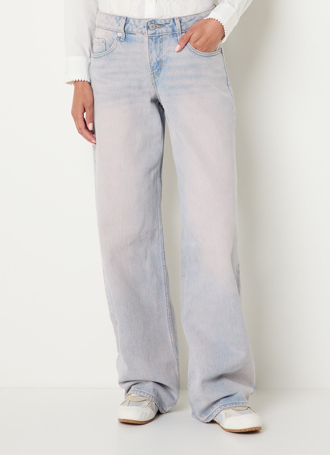 Levi's Low waist loose fit jeans met gekleurde wassing - detail 4 oudroze