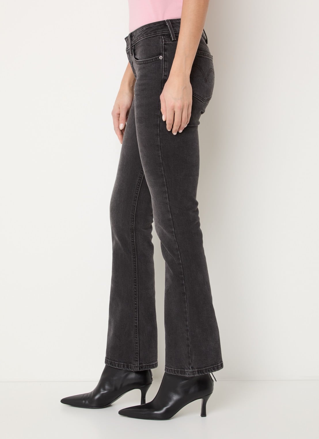 Levi's Mid waist bootcut jeans met gekleurde wassing - detail 5 zwart