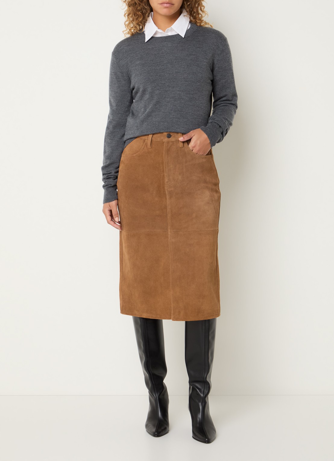 Levi's Midi rok van suède met steekzakken - voorkant 2 donkeroranje