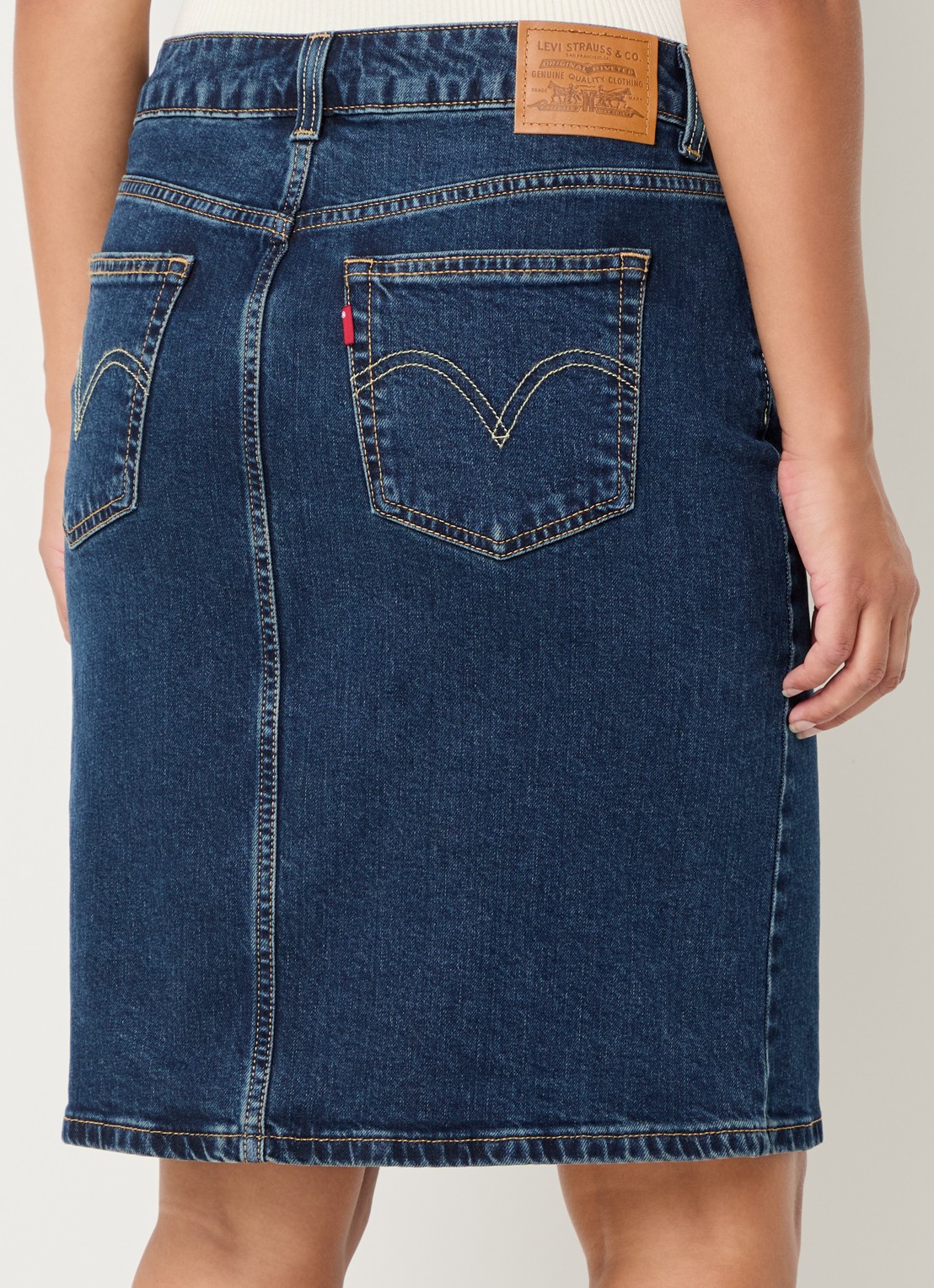 Levi's Mini spijkerrok met donkere wassing - achterkant 4 indigo