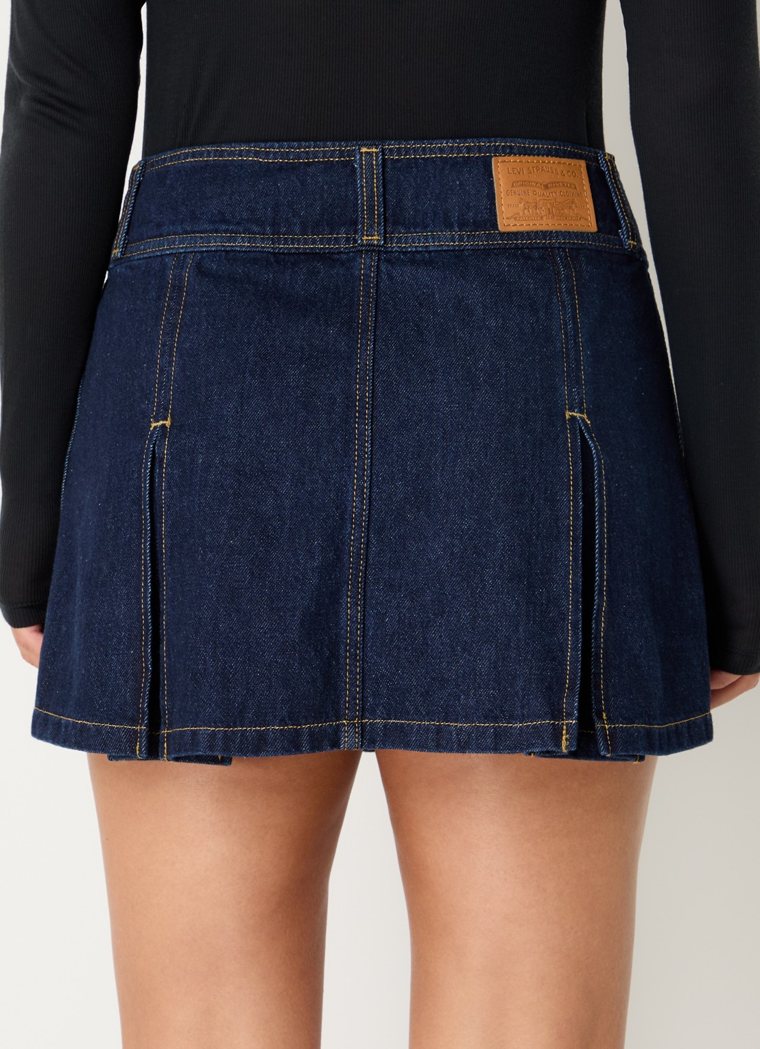 Levi's Mini spijkerrok met plooidetail - achterkant 2 indigo