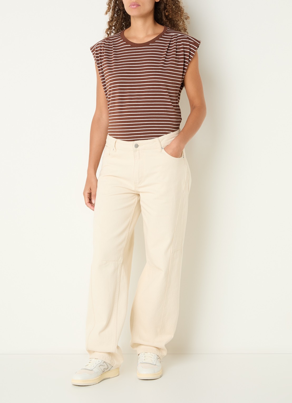 Levi's Mouwloos T-shirt met streepprint - voorkant 2 bruin