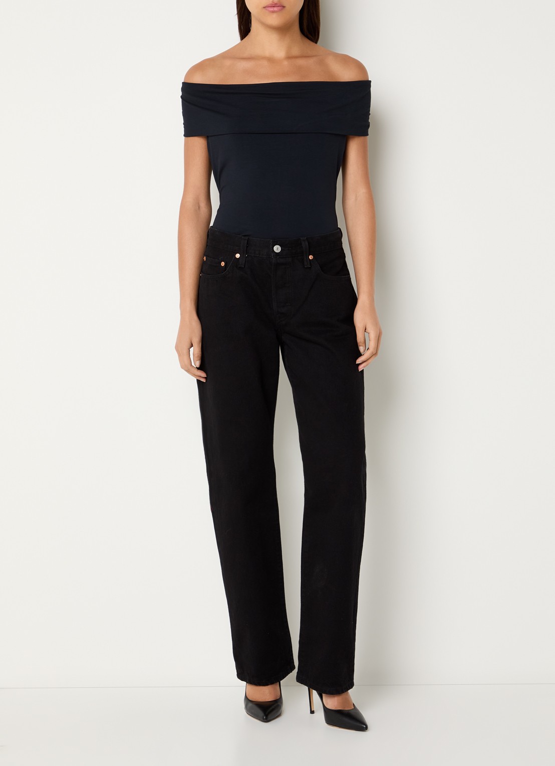 Levi's Off shoulder top - voorkant 2 zwart
