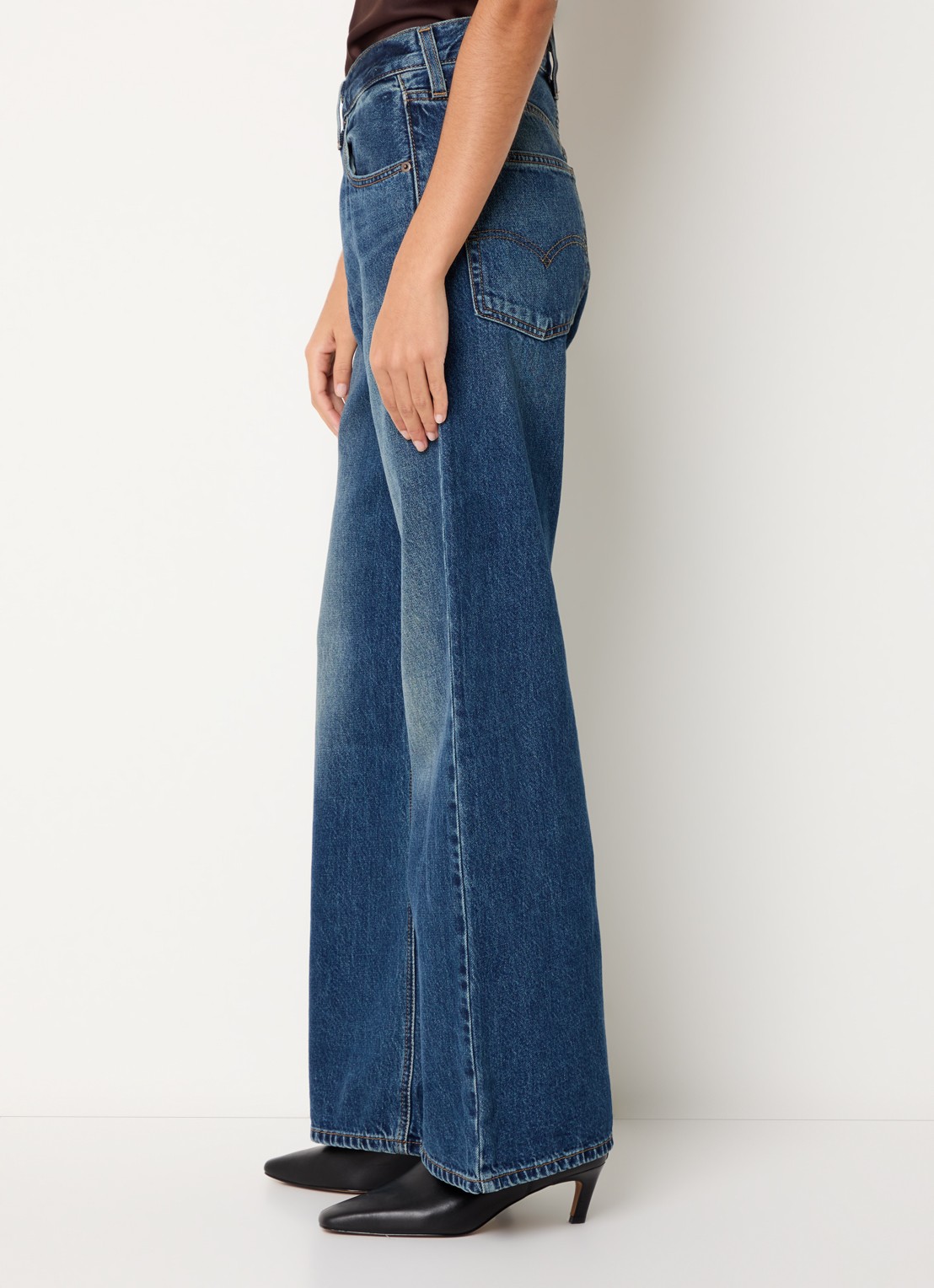 Levi's Phoenix high waist loose fit jeans met medium wassing - detail 5 indigo