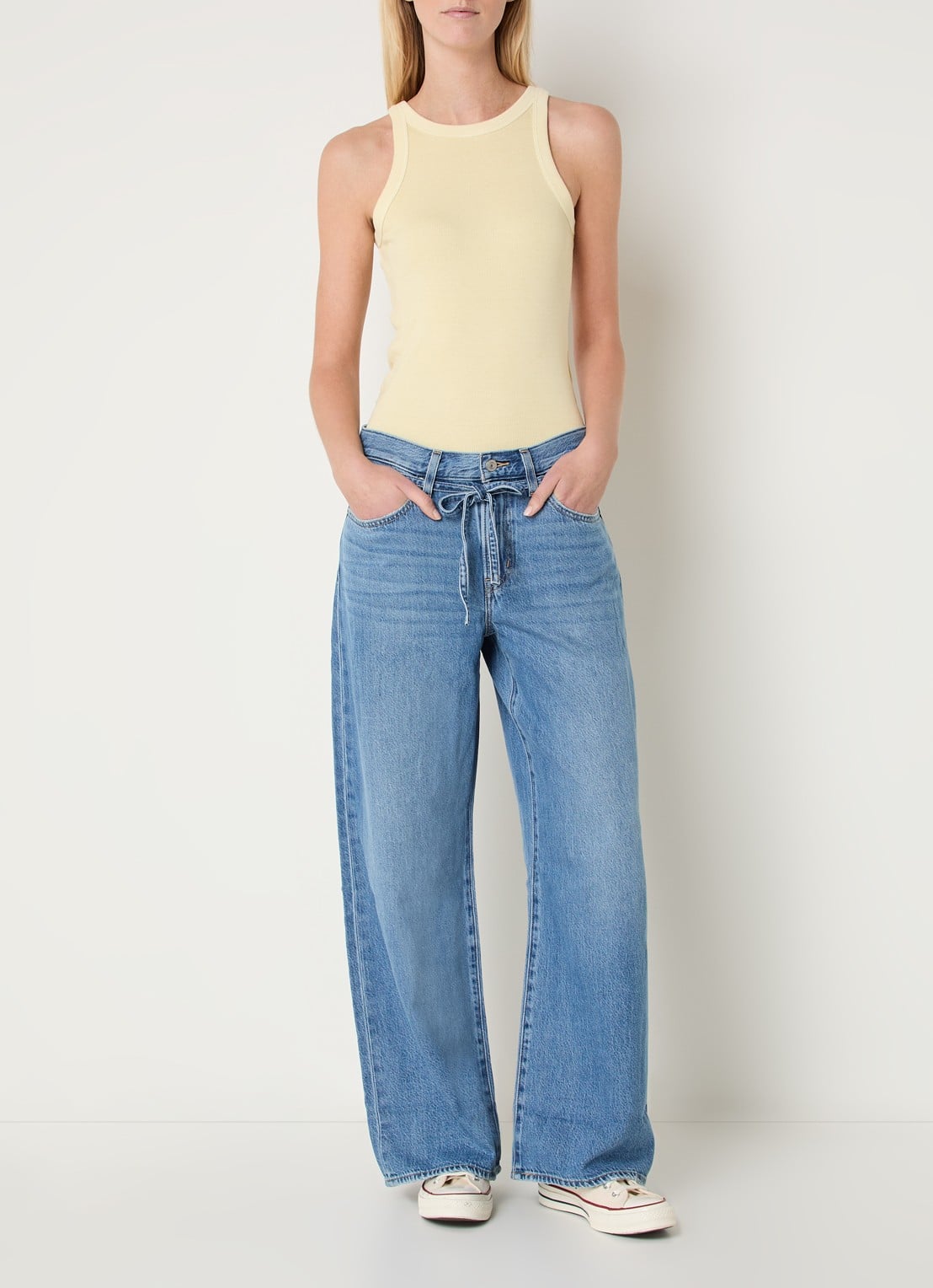 Levi's Racer tanktop met ronde hals - voorkant 3 lichtgeel