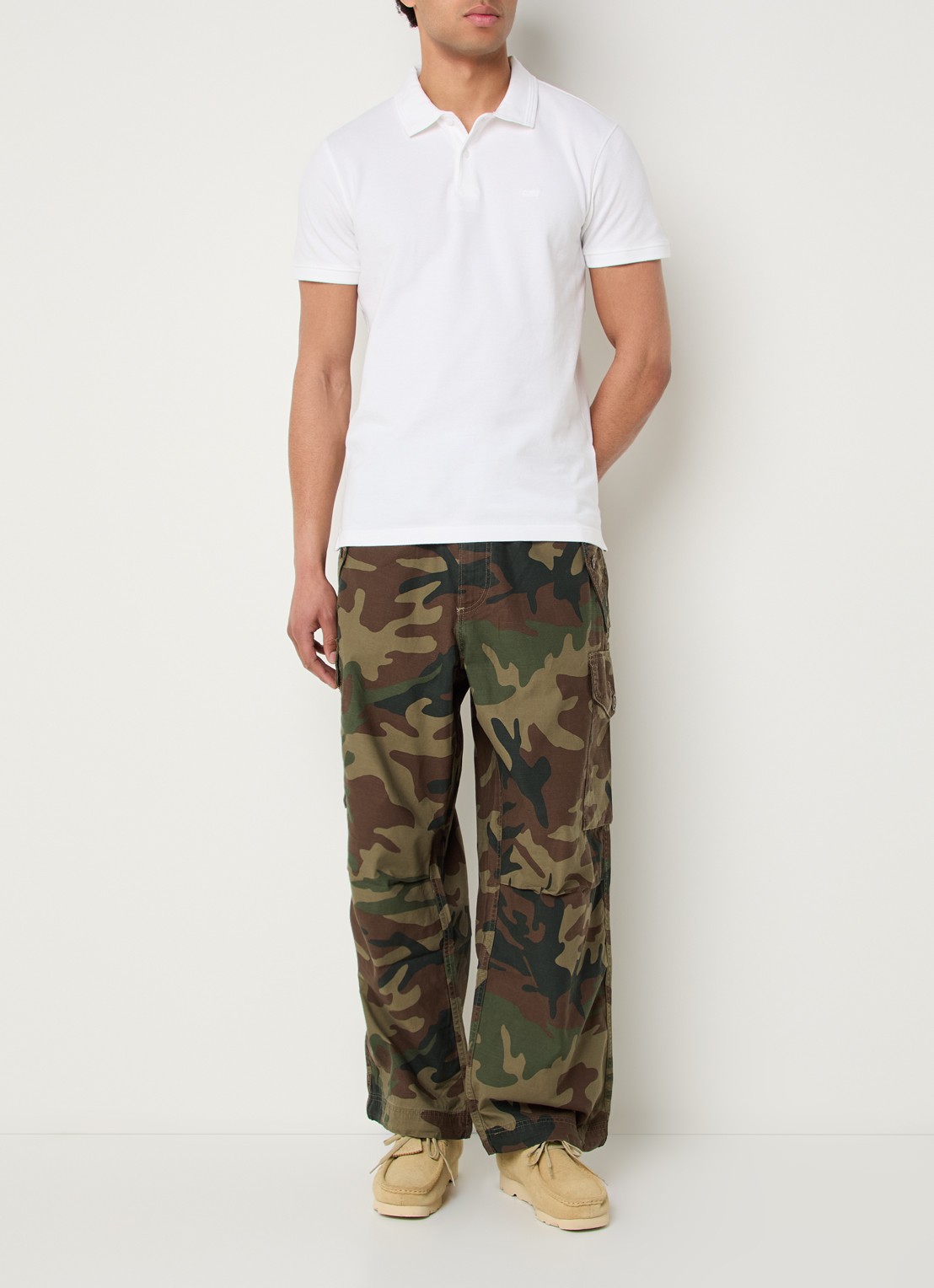 Levi's Regular fit polo met logo - voorkant 3 wit