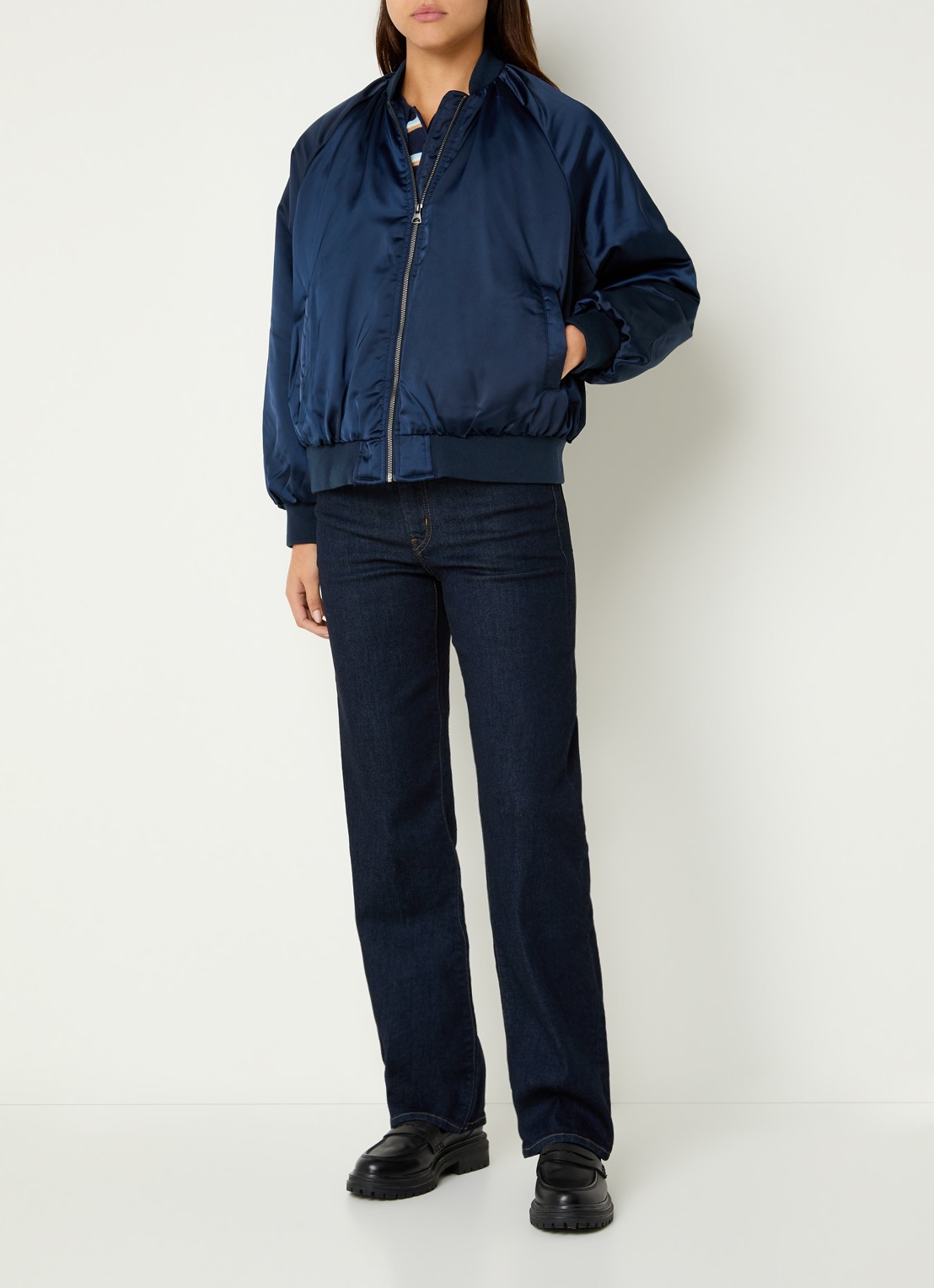 Levi's Ruth bomberjack met steekzakken - voorkant 4 donkerblauw