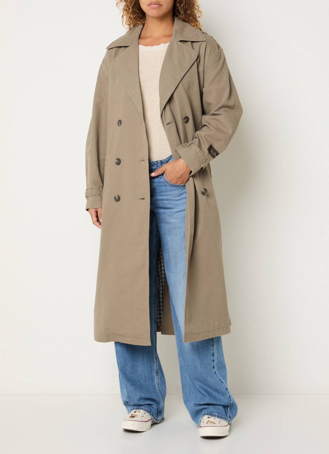 Levi's Serena trenchcoat met ceintuur en steekzakken - voorkant 2 khaki