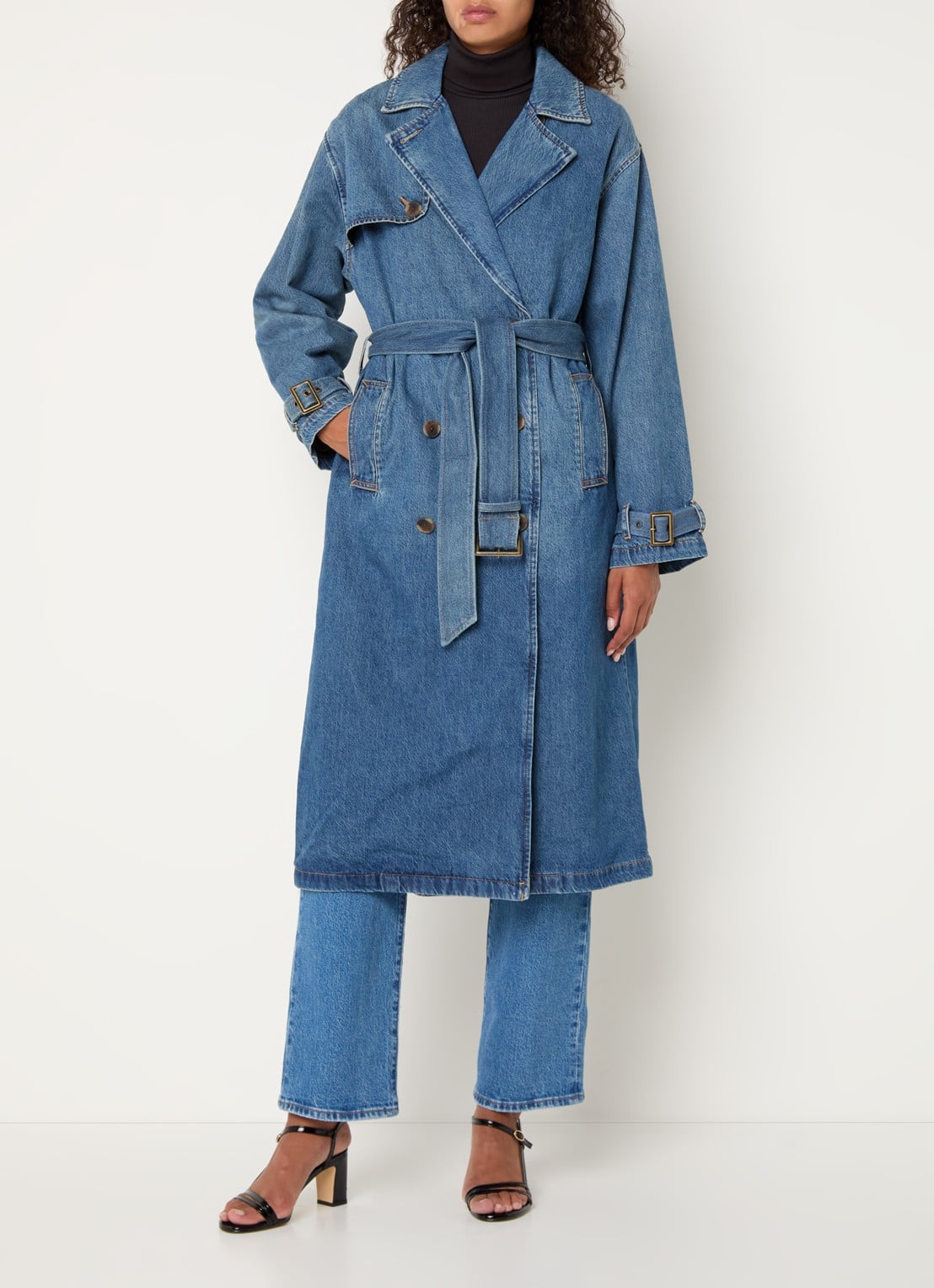 Levi's Spade double-breasted trenchcoat van denim met strikceintuur - detail blauw