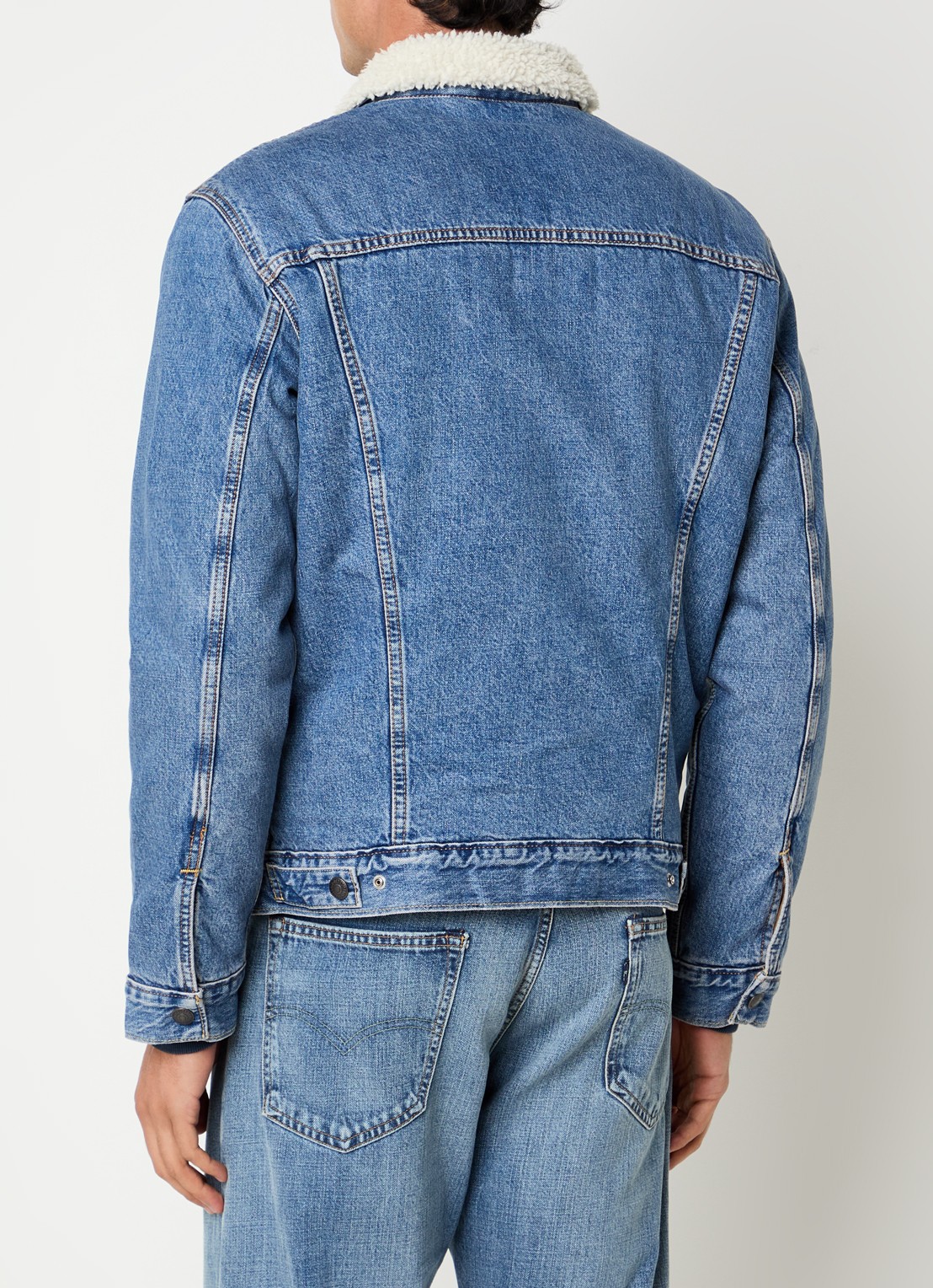 Levi's Spijkerjas met details van teddy en borstzakken - achterkant indigo