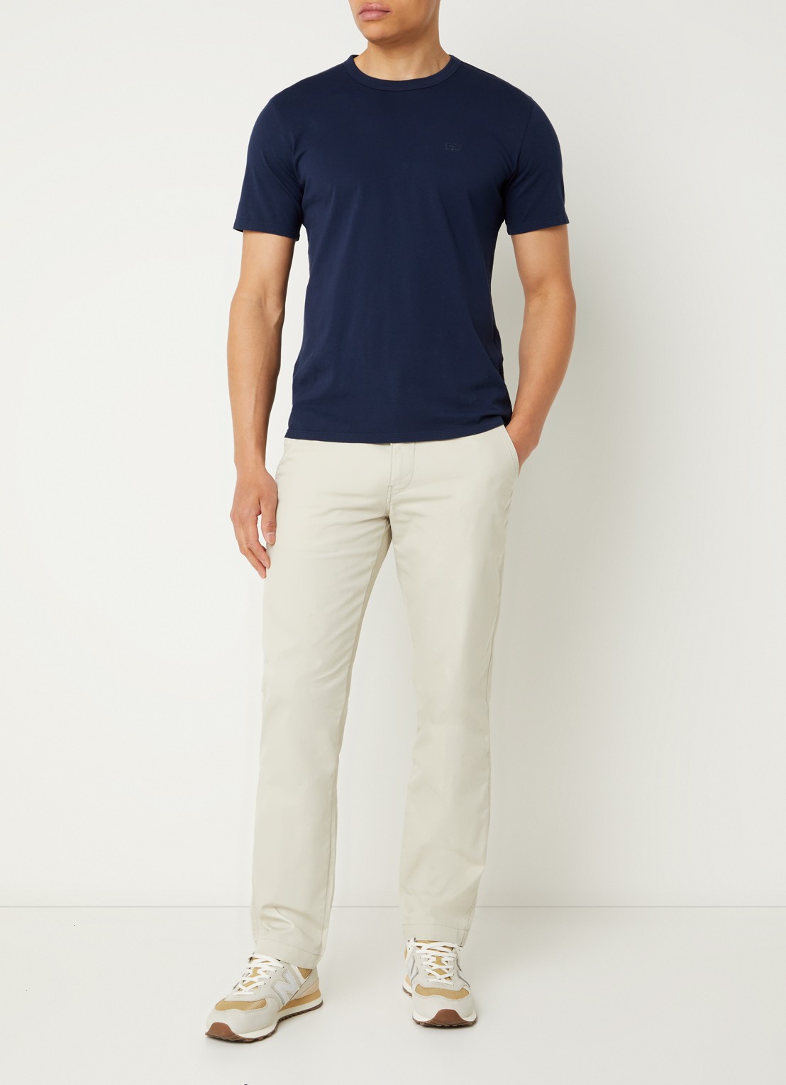 Levi's Straight fit chino met steekzakken - voorkant 5 ivoor