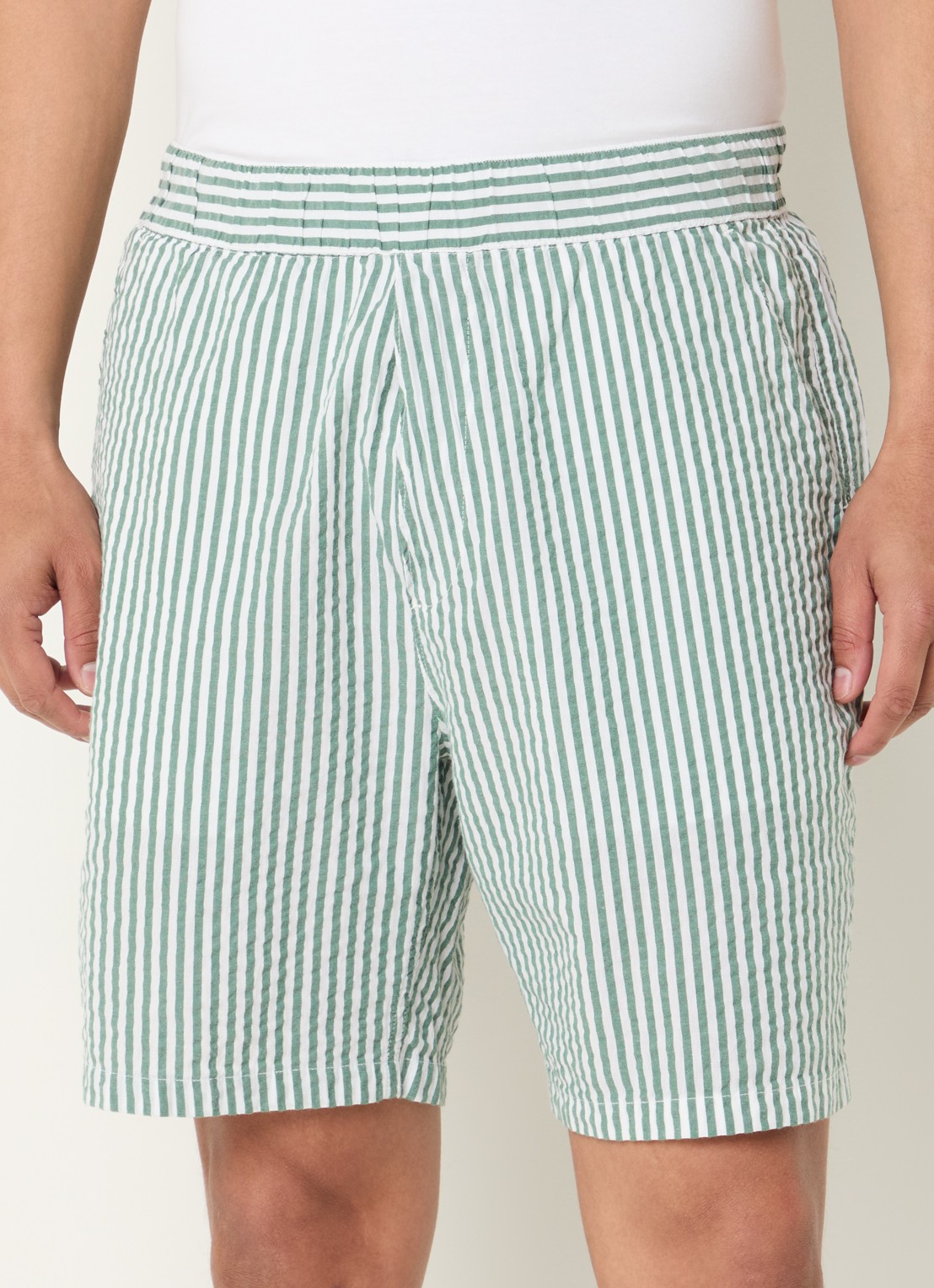 Levi's Straight fit korte broek met streepprint - detail donkergroen