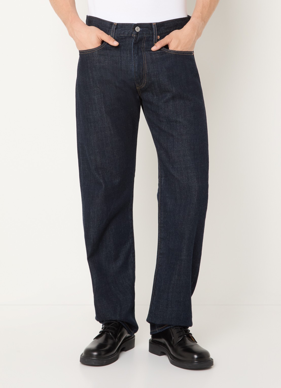 Levi's Straight leg jeans met donkere wassing - detail indigo