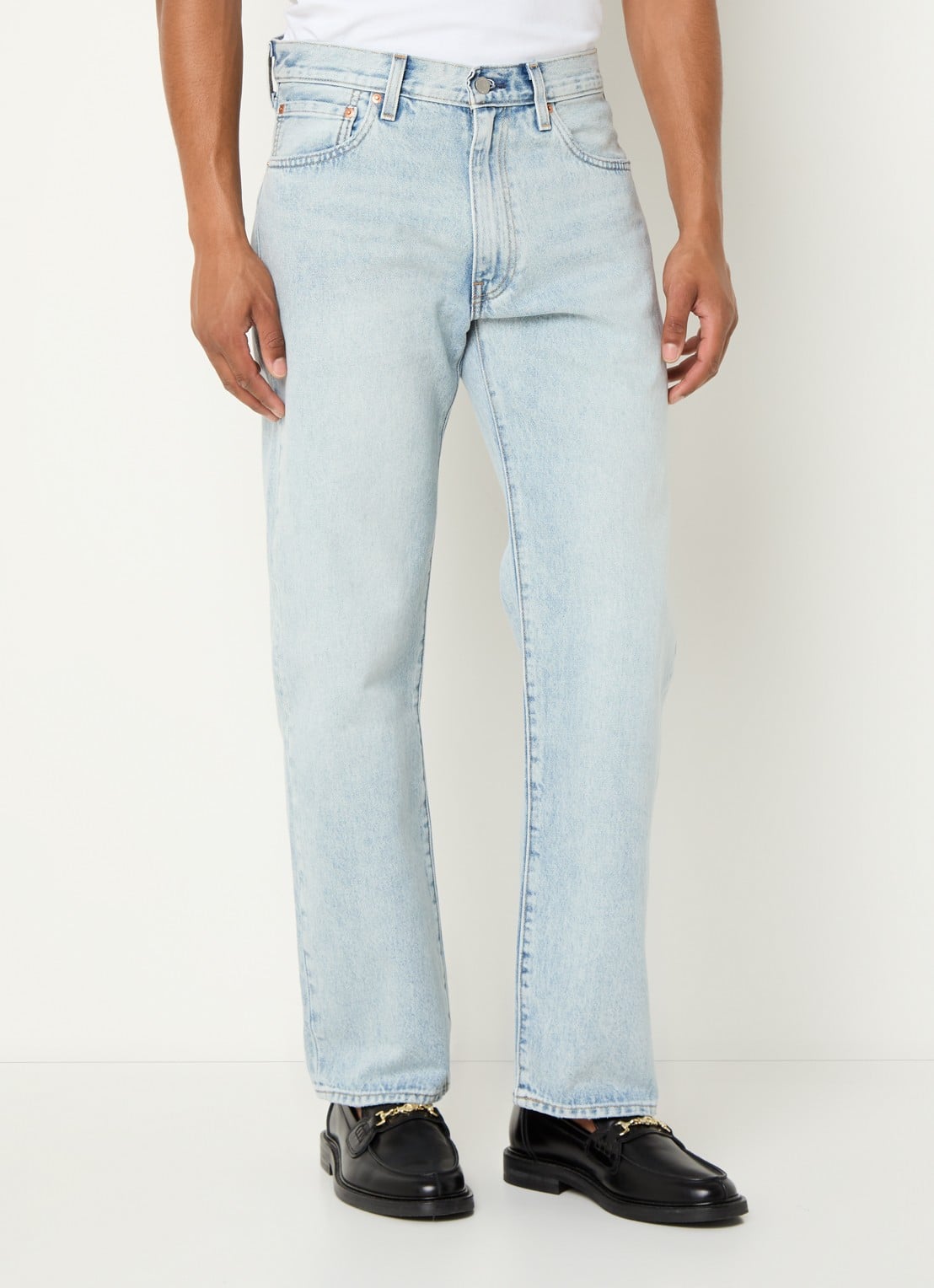 Levi's Straight leg jeans met lichte wassing - detail indigo