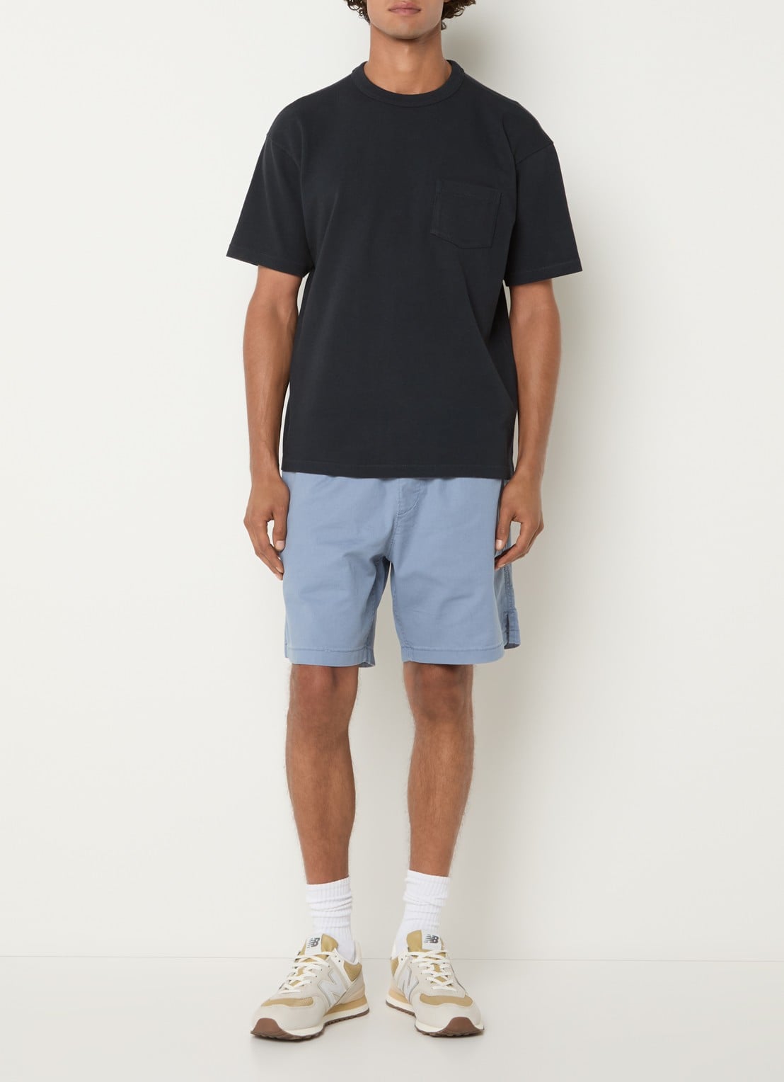 Levi's T-shirt met borstzak - voorkant 3 donkerblauw