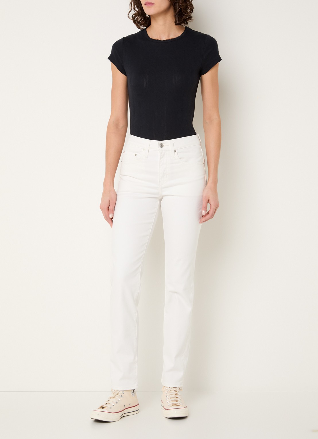 Levi's T-shirt met logo - voorkant 2 zwart