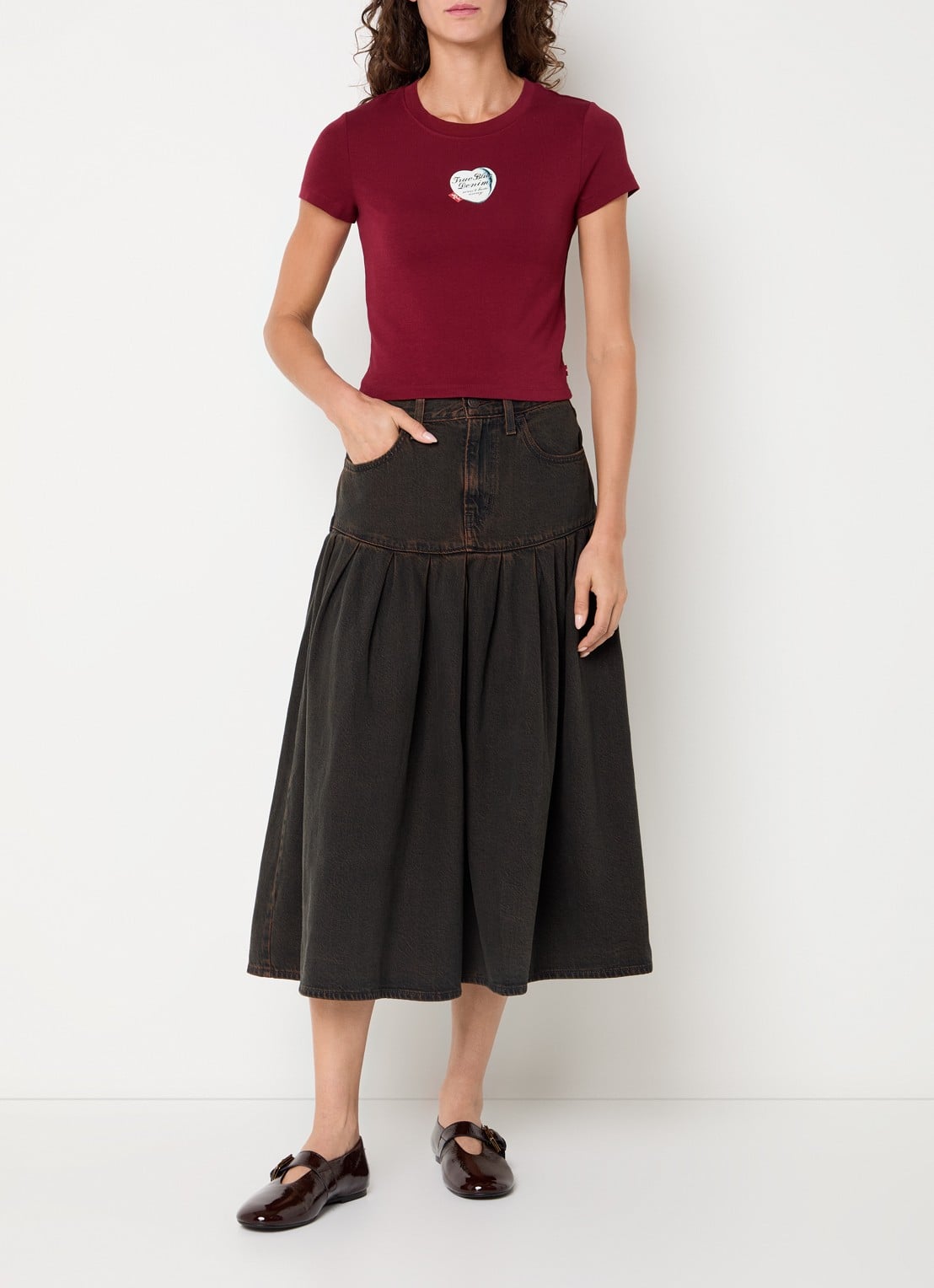 Levi's T-shirt met logo - voorkant 4 donkerrood