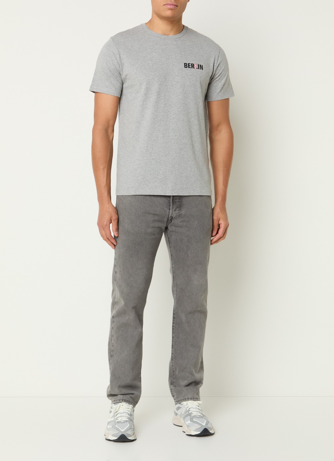 Levi's T-shirt met logo - voorkant 2 grijsmele