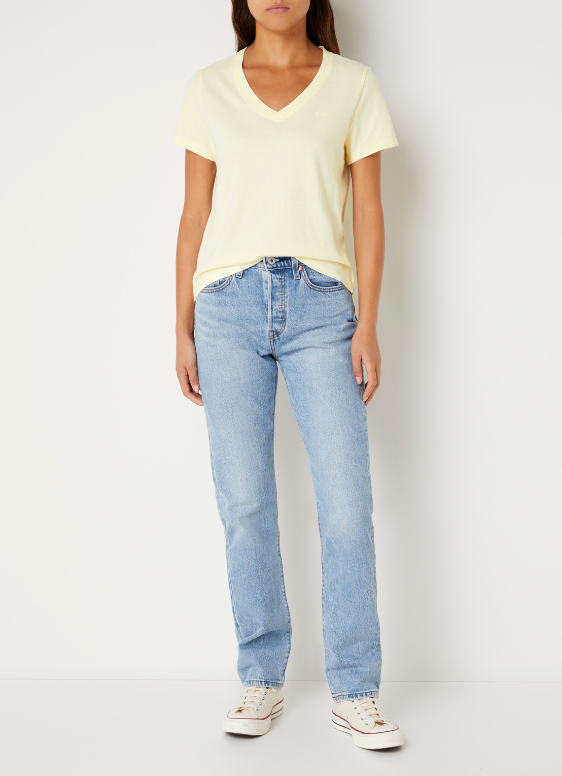 Levi's T-shirt met logoborduring - voorkant 2 lichtgeel