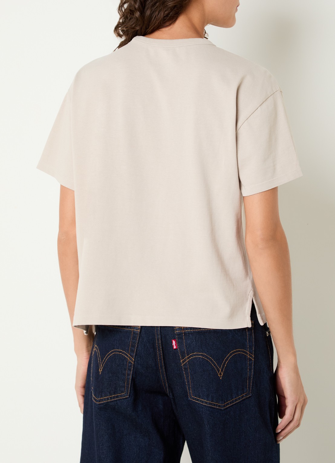 Levi's T-shirt met logoborduring - achterkant 2 beige