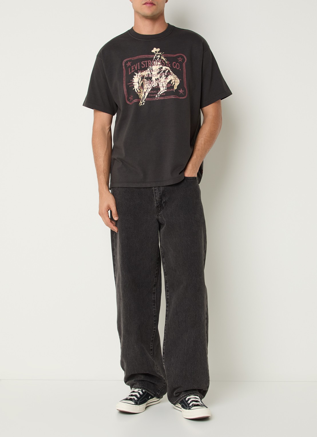 Levi's T-shirt met print - voorkant 4 antraciet