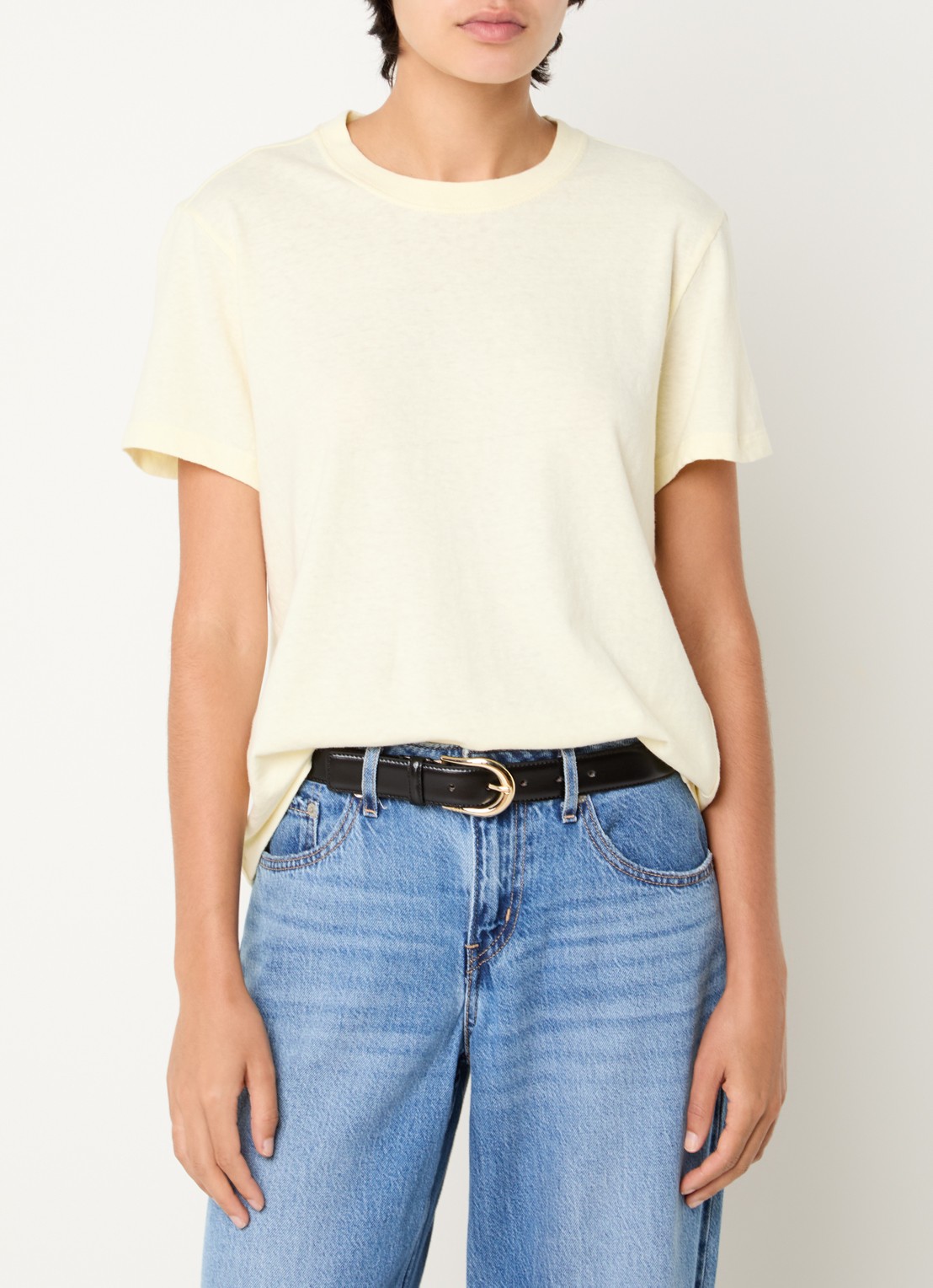 Levi's T-shirt met ronde hals - detail lichtgeel