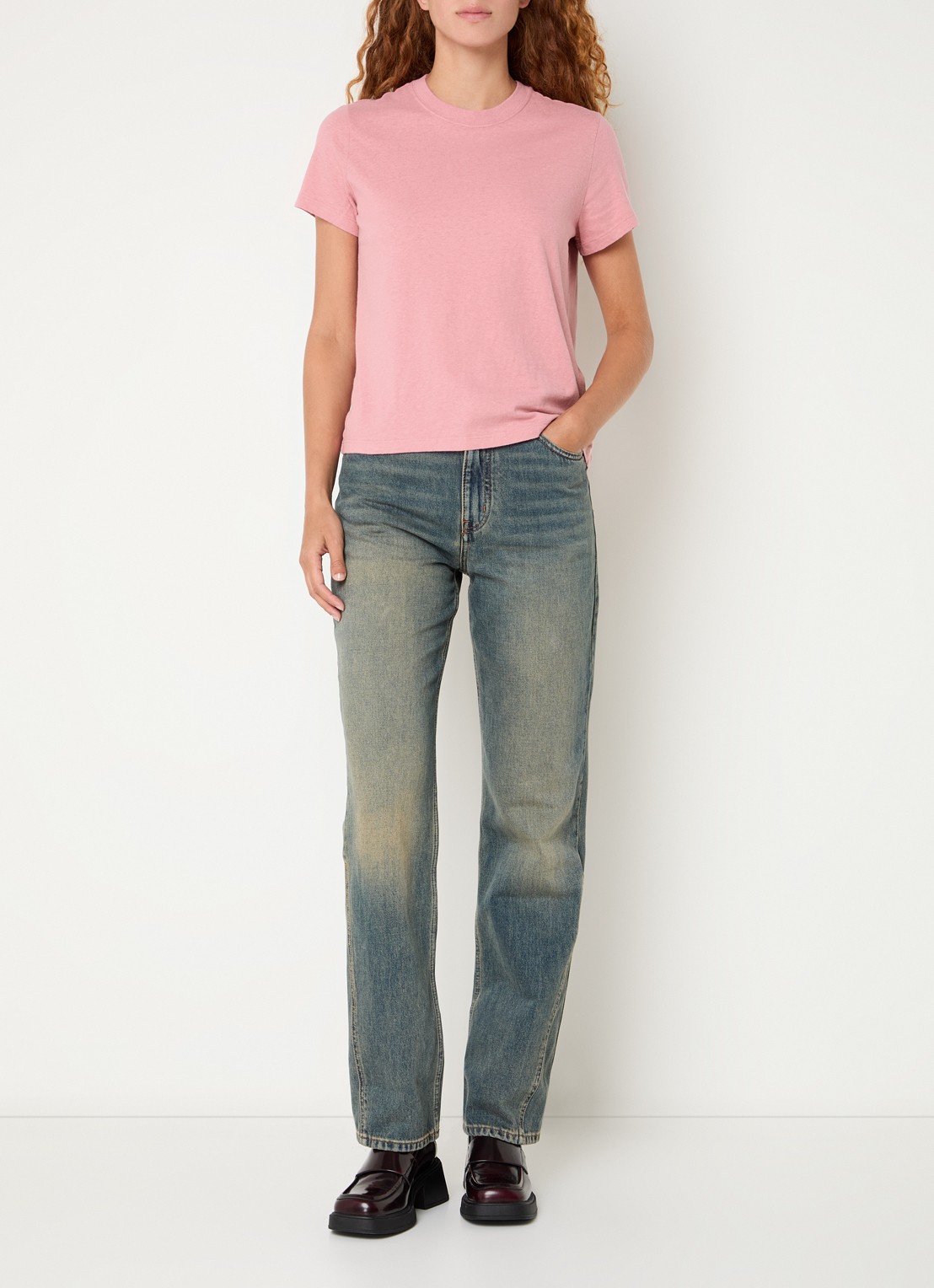 Levi's T-shirt met ronde hals - voorkant 2 roze
