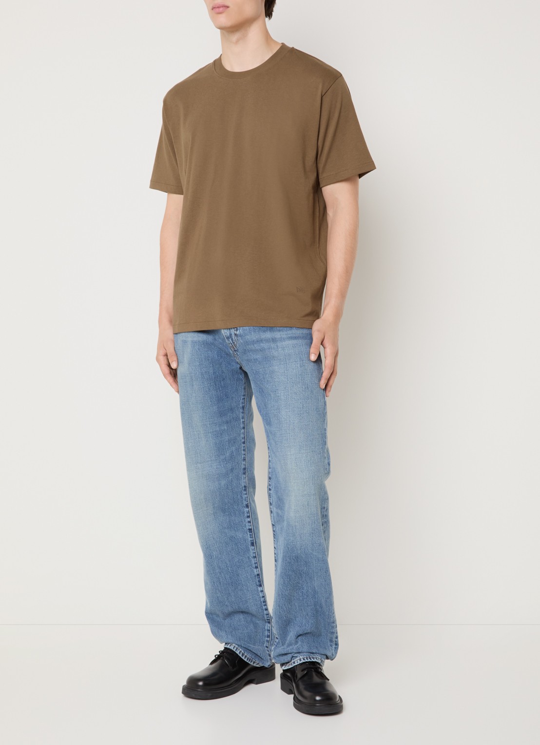 Levi's T-shirt met ronde hals - voorkant 4 lichtbruin